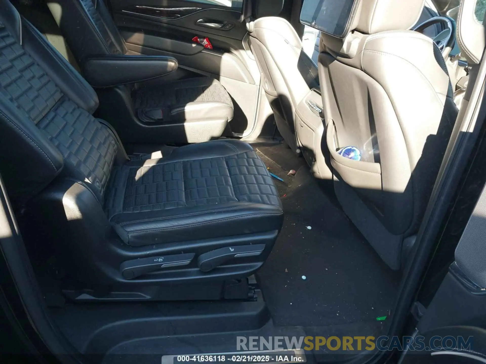 8 Фотография поврежденного автомобиля 1GYS3MKL7MR264908 CADILLAC ESCALADE ESV 2021