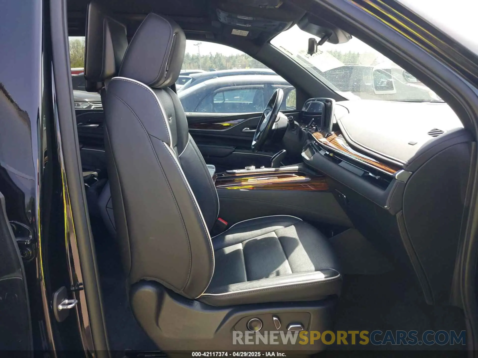 5 Photograph of a damaged car 1GYS4KKL2MR487472 CADILLAC ESCALADE ESV 2021