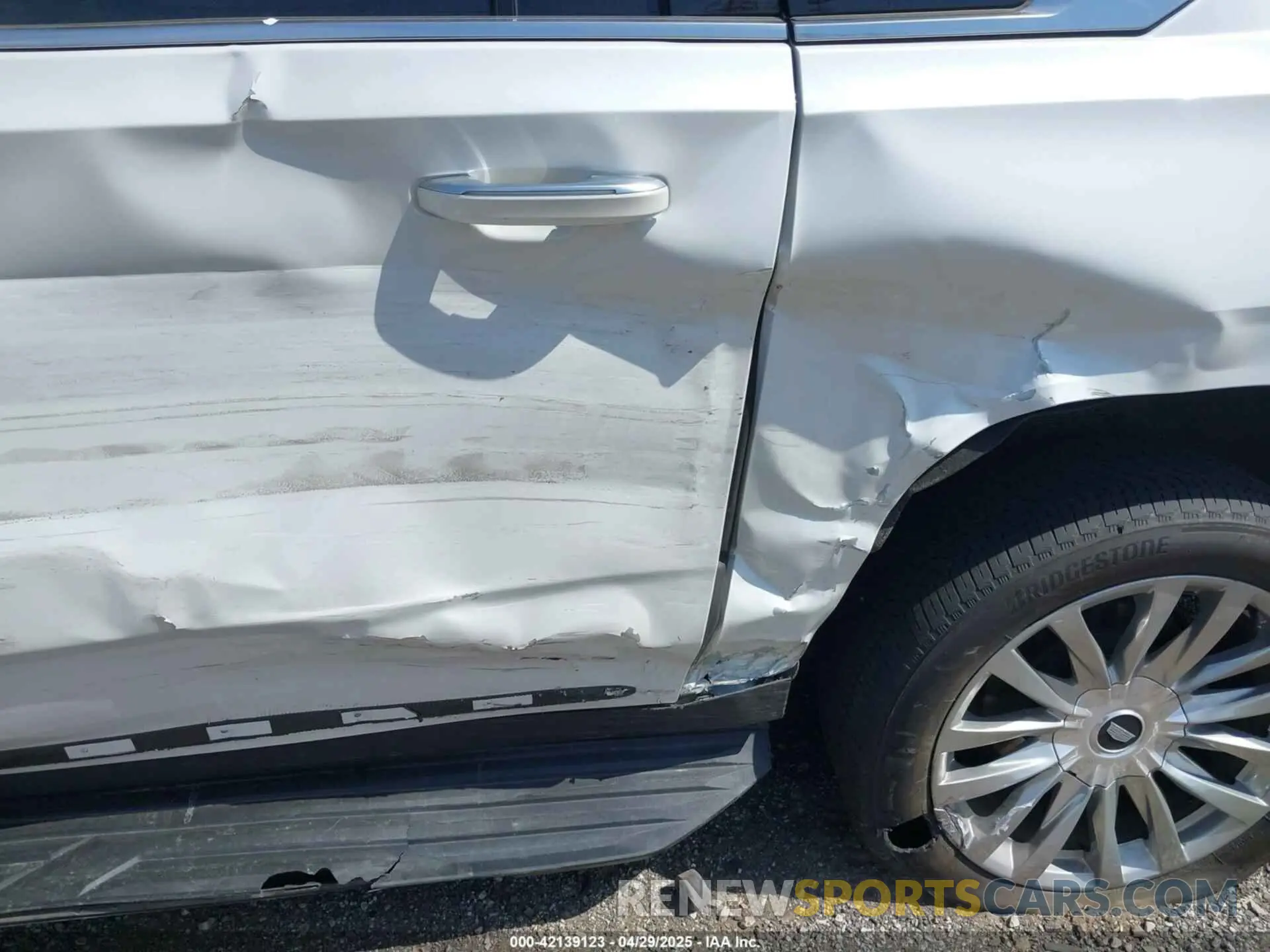 6 Photograph of a damaged car 1GYS4KKLXMR431568 CADILLAC ESCALADE ESV 2021