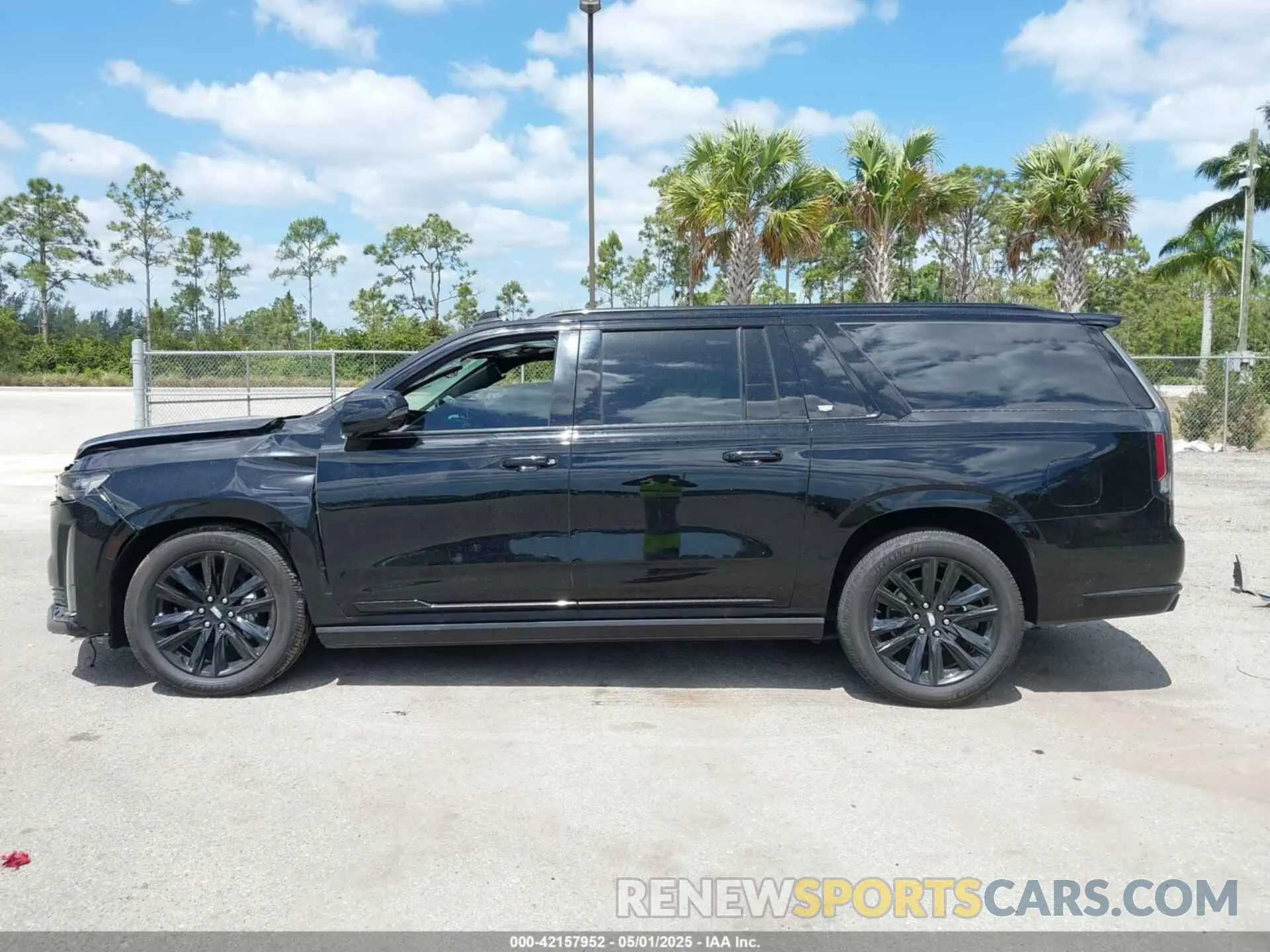 13 Photograph of a damaged car 1GYS4PKLXMR275092 CADILLAC ESCALADE ESV 2021