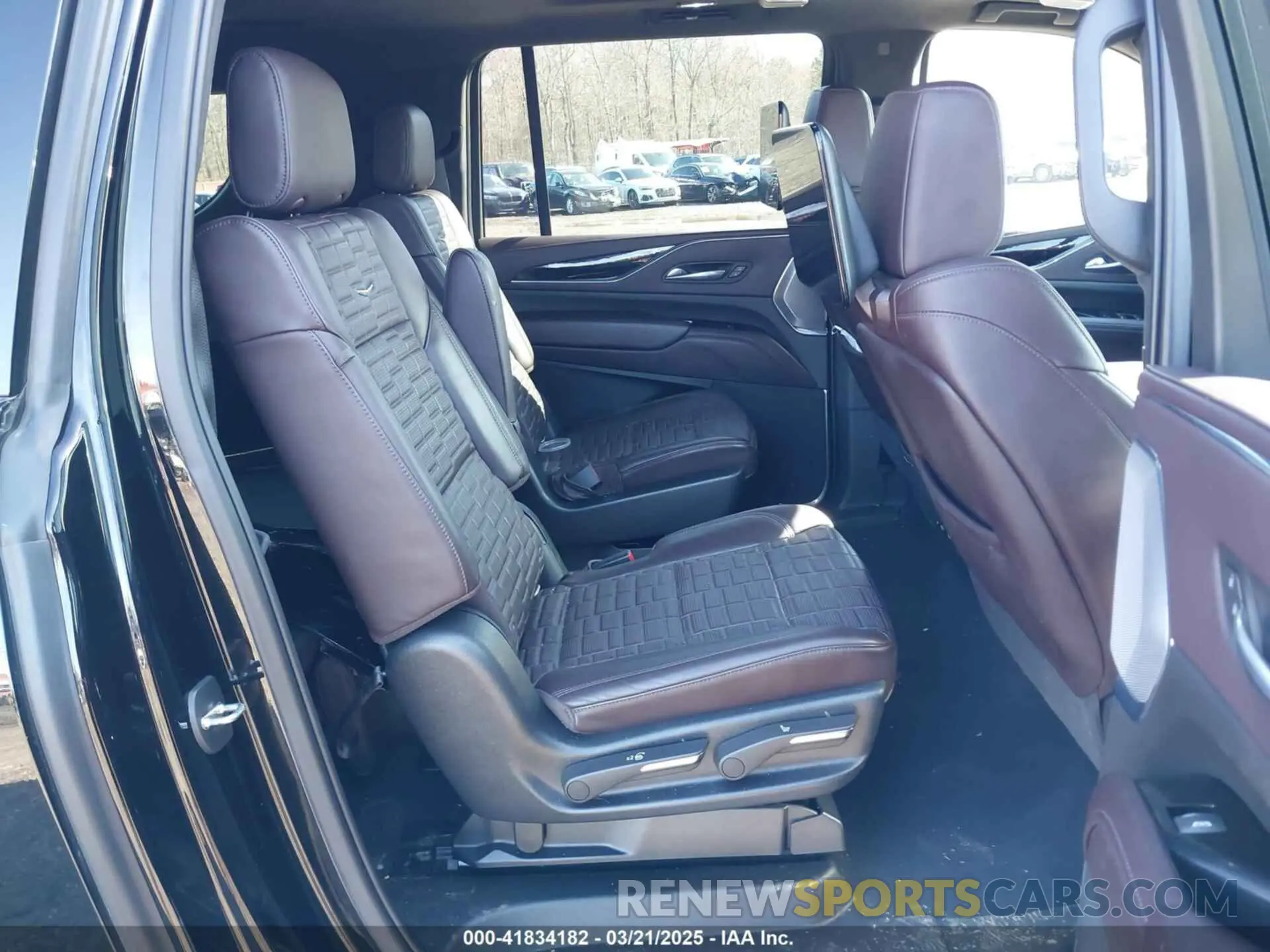 8 Фотография поврежденного автомобиля 1GYS4RKL1MR300022 CADILLAC ESCALADE ESV 2021