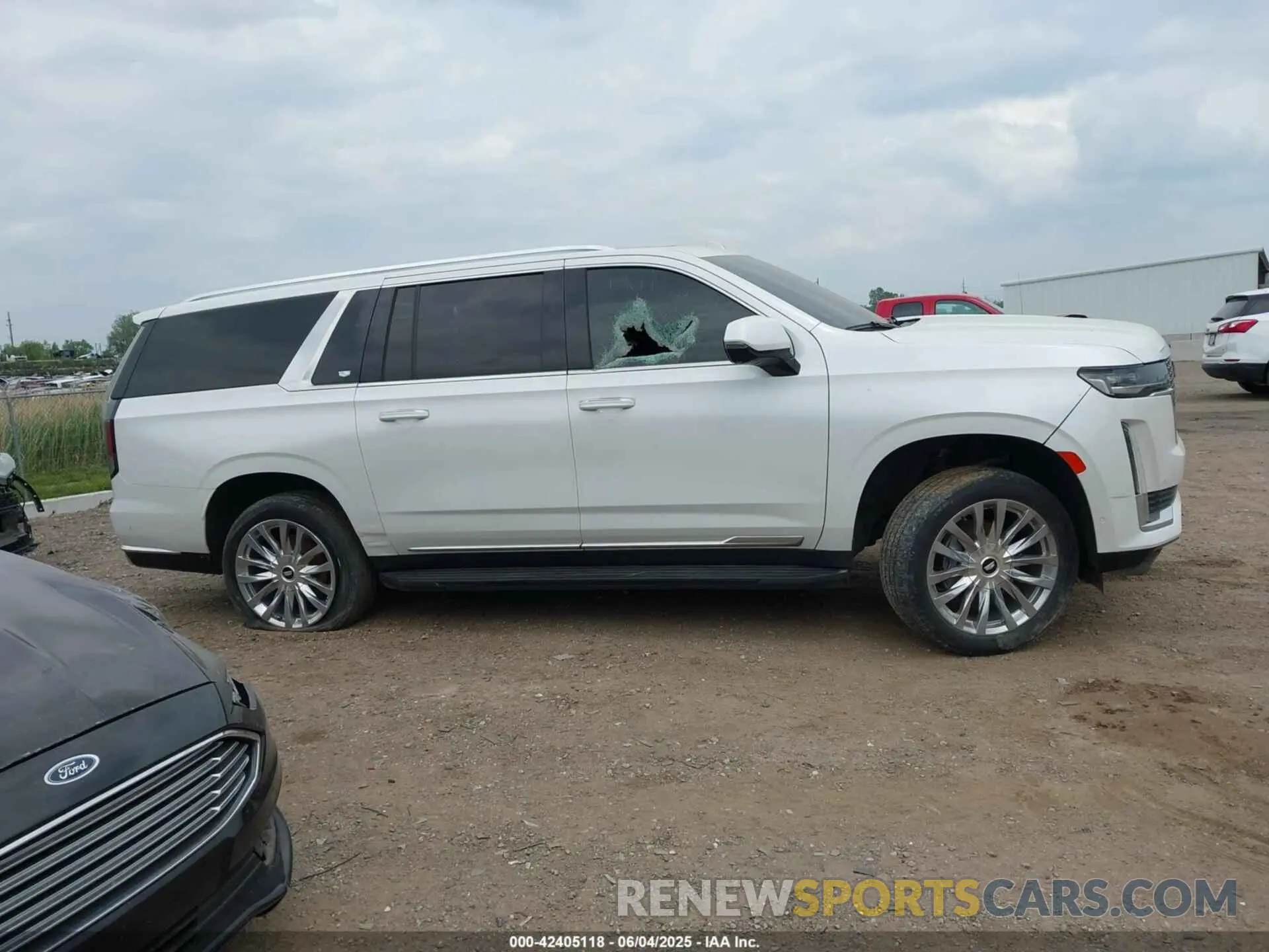 14 Photograph of a damaged car 1GYS4KKL2NR349058 CADILLAC ESCALADE ESV 2022