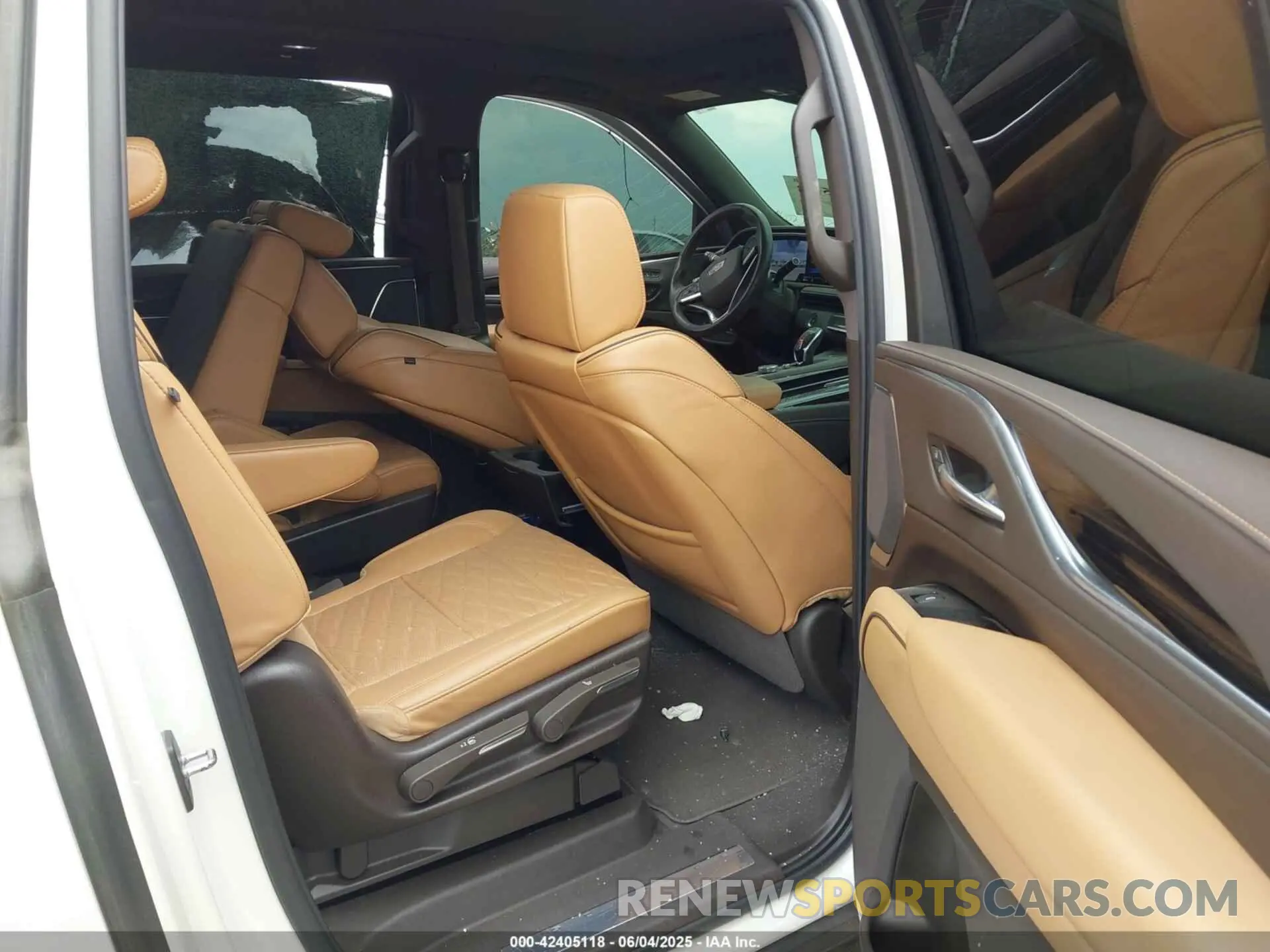 8 Photograph of a damaged car 1GYS4KKL2NR349058 CADILLAC ESCALADE ESV 2022