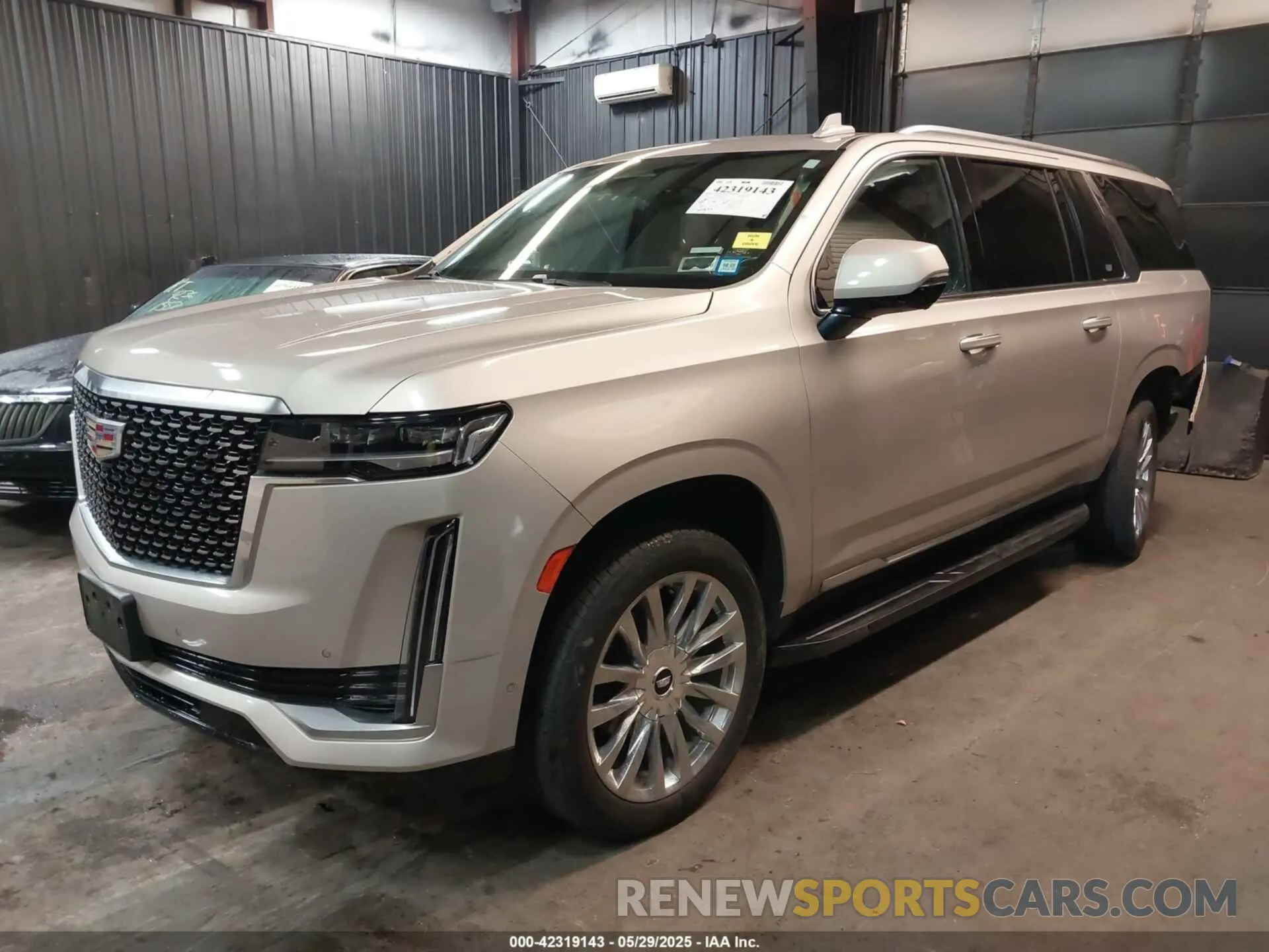 2 Photograph of a damaged car 1GYS4KKT1NR220003 CADILLAC ESCALADE ESV 2022