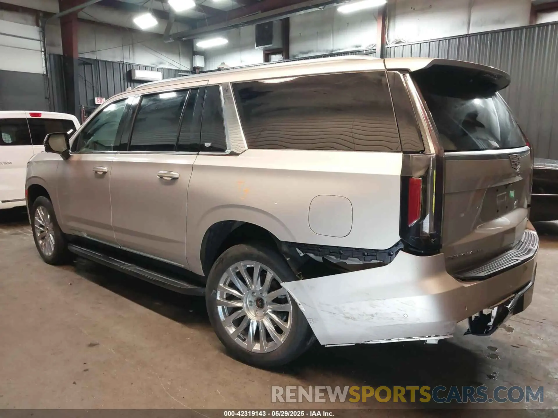 6 Photograph of a damaged car 1GYS4KKT1NR220003 CADILLAC ESCALADE ESV 2022