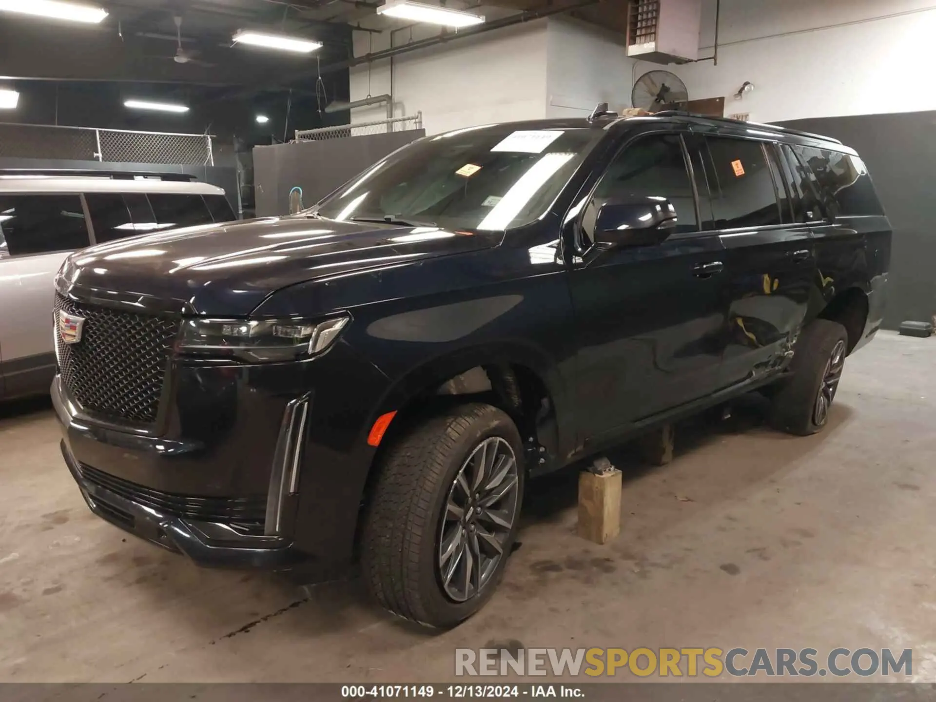2 Photograph of a damaged car 1GYS4RKL4NR244529 CADILLAC ESCALADE ESV 2022