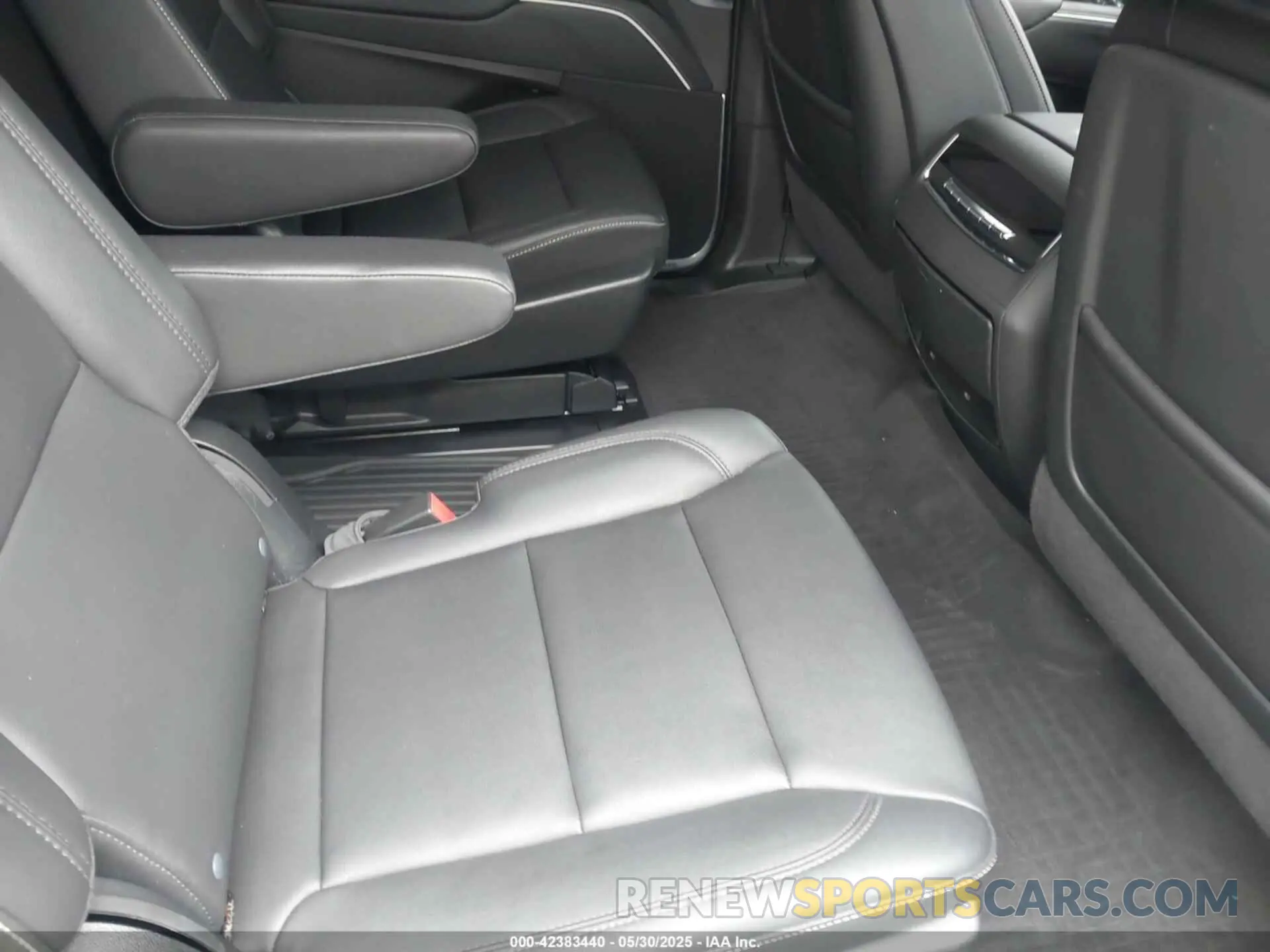 8 Фотография поврежденного автомобиля 1GYS3JKL2PR366359 CADILLAC ESCALADE ESV 2023
