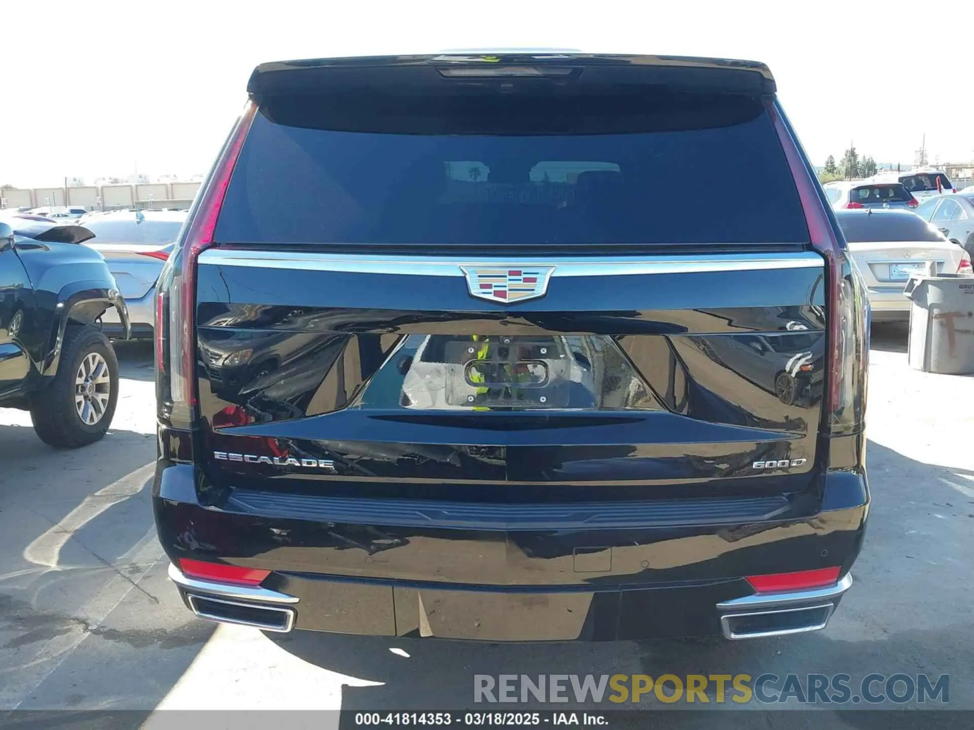 17 Фотография поврежденного автомобиля 1GYS3JKT1PR331084 CADILLAC ESCALADE ESV 2023