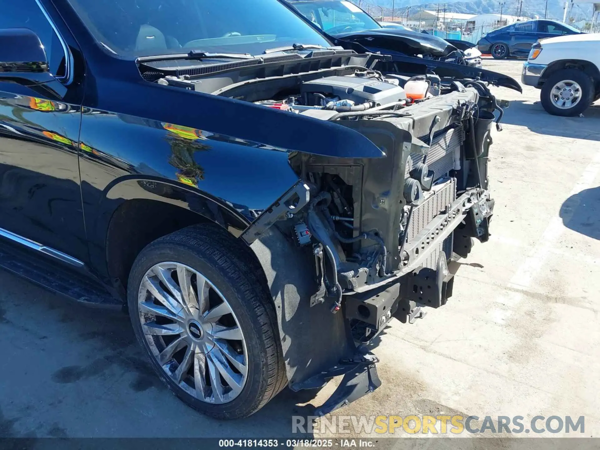 18 Фотография поврежденного автомобиля 1GYS3JKT1PR331084 CADILLAC ESCALADE ESV 2023