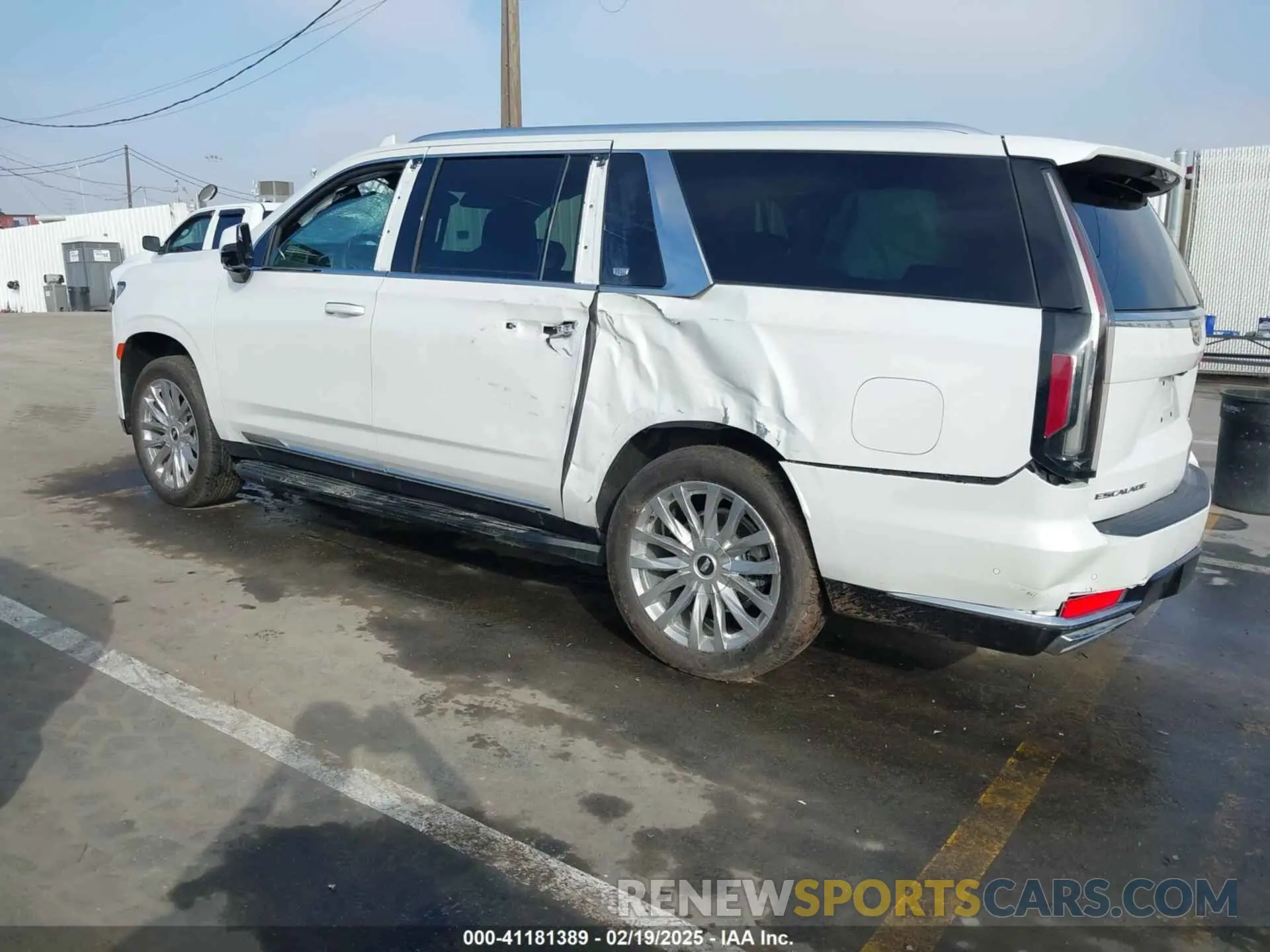 3 Photograph of a damaged car 1GYS4KKL8PR518437 CADILLAC ESCALADE ESV 2023