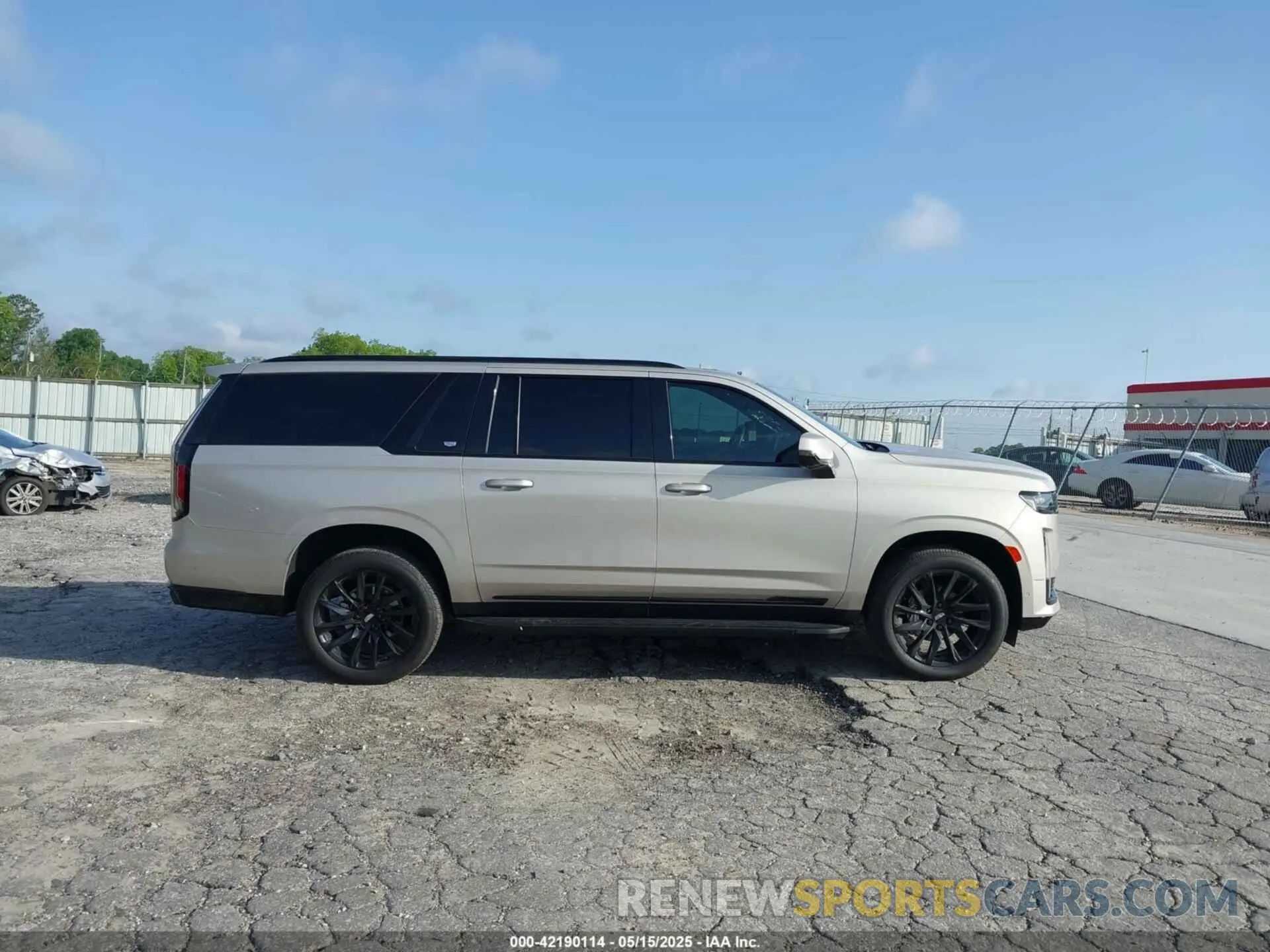 14 Photograph of a damaged car 1GYS4NKL9PR495915 CADILLAC ESCALADE ESV 2023
