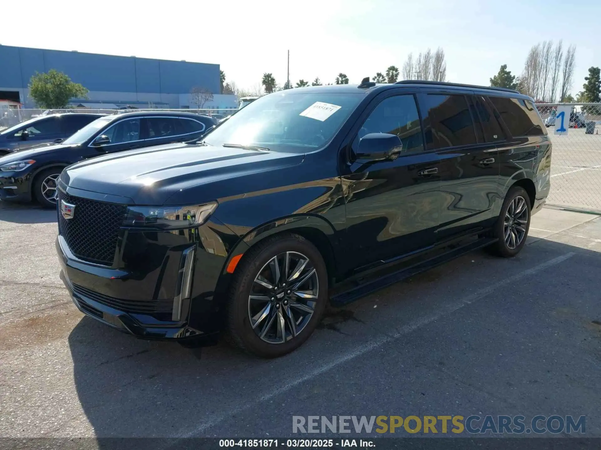 2 Фотография поврежденного автомобиля 1GYS4PKL4PR548693 CADILLAC ESCALADE ESV 2023