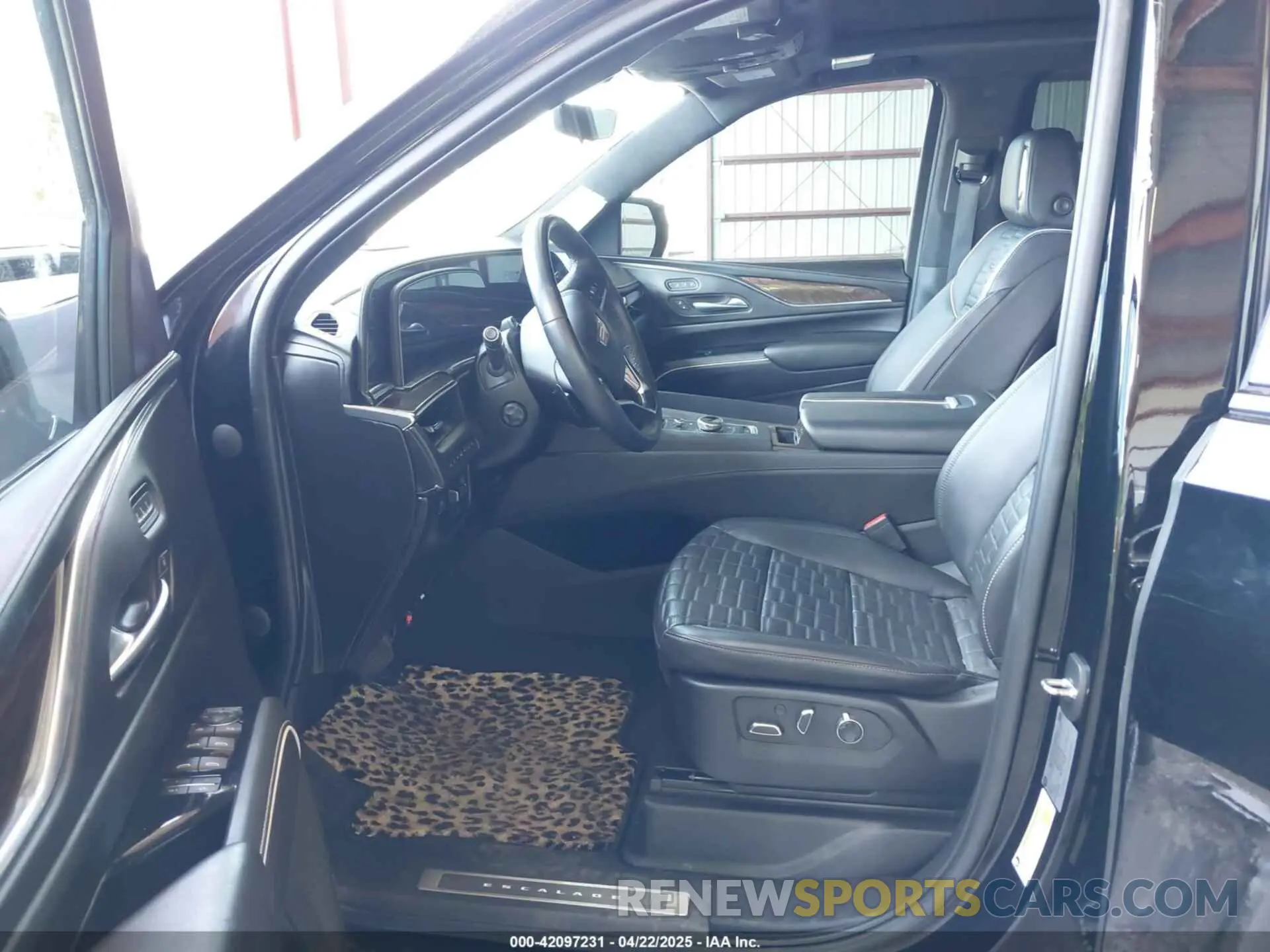 5 Фотография поврежденного автомобиля 1GYS4RKL8PR219829 CADILLAC ESCALADE ESV 2023