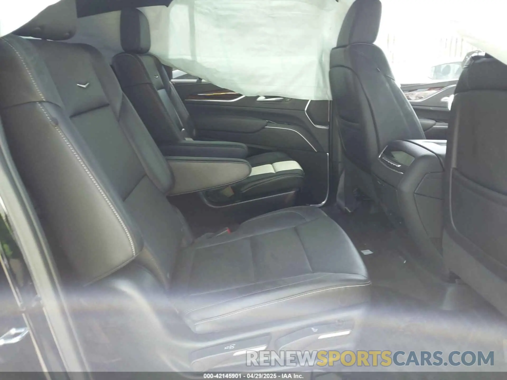 8 Фотография поврежденного автомобиля 1GYS4JKT9RR100899 CADILLAC ESCALADE ESV 2024