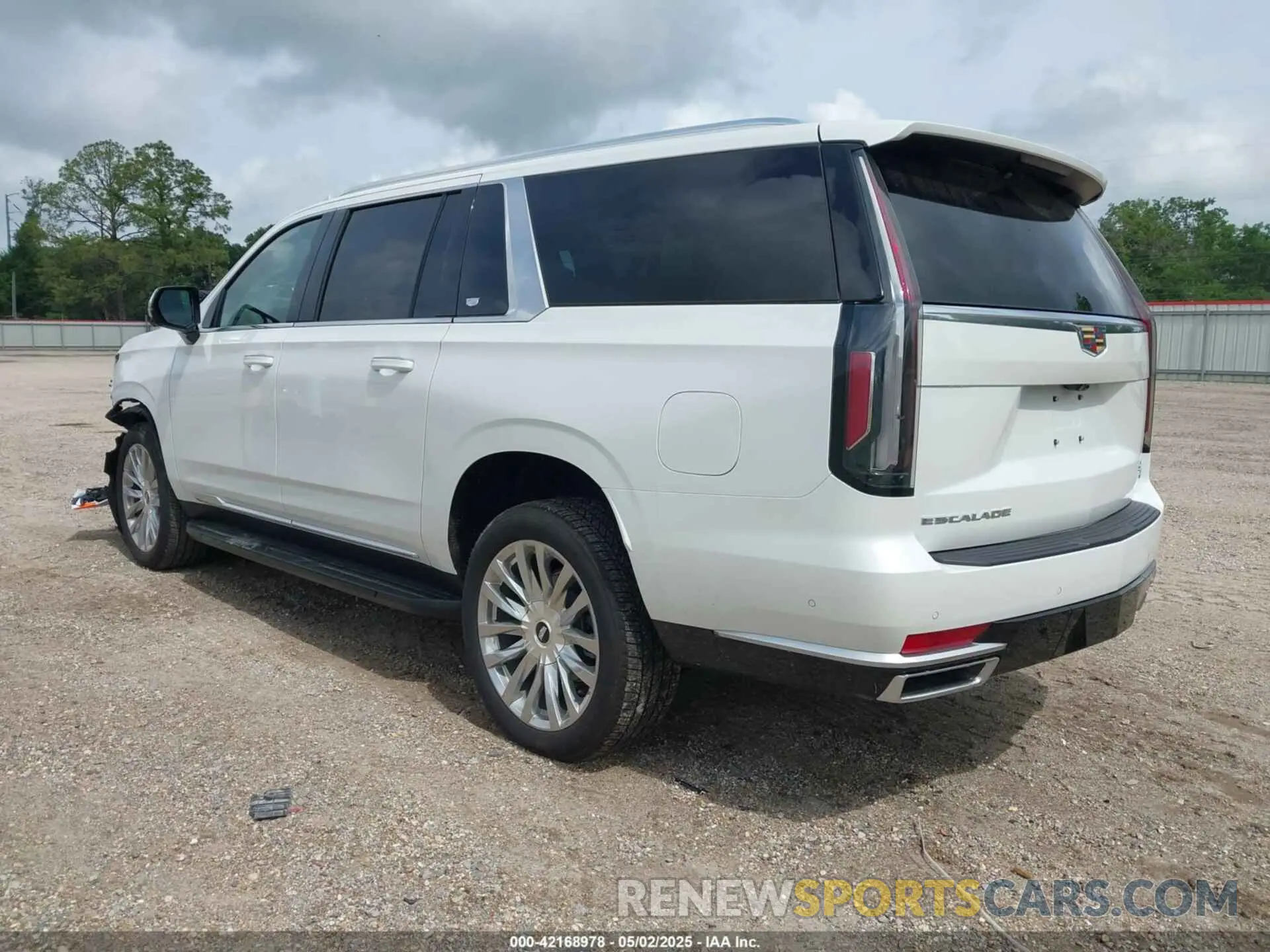 3 Photograph of a damaged car 1GYS4KKL2RR357697 CADILLAC ESCALADE ESV 2024