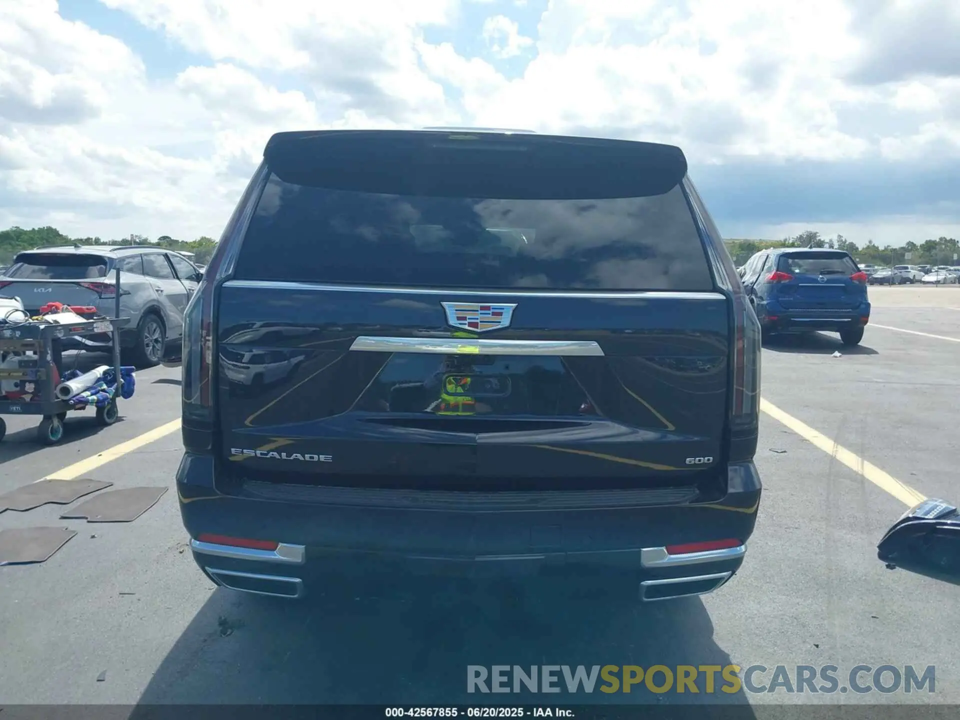 15 Photograph of a damaged car 1GYS8LRL6SR192601 CADILLAC ESCALADE ESV 2025