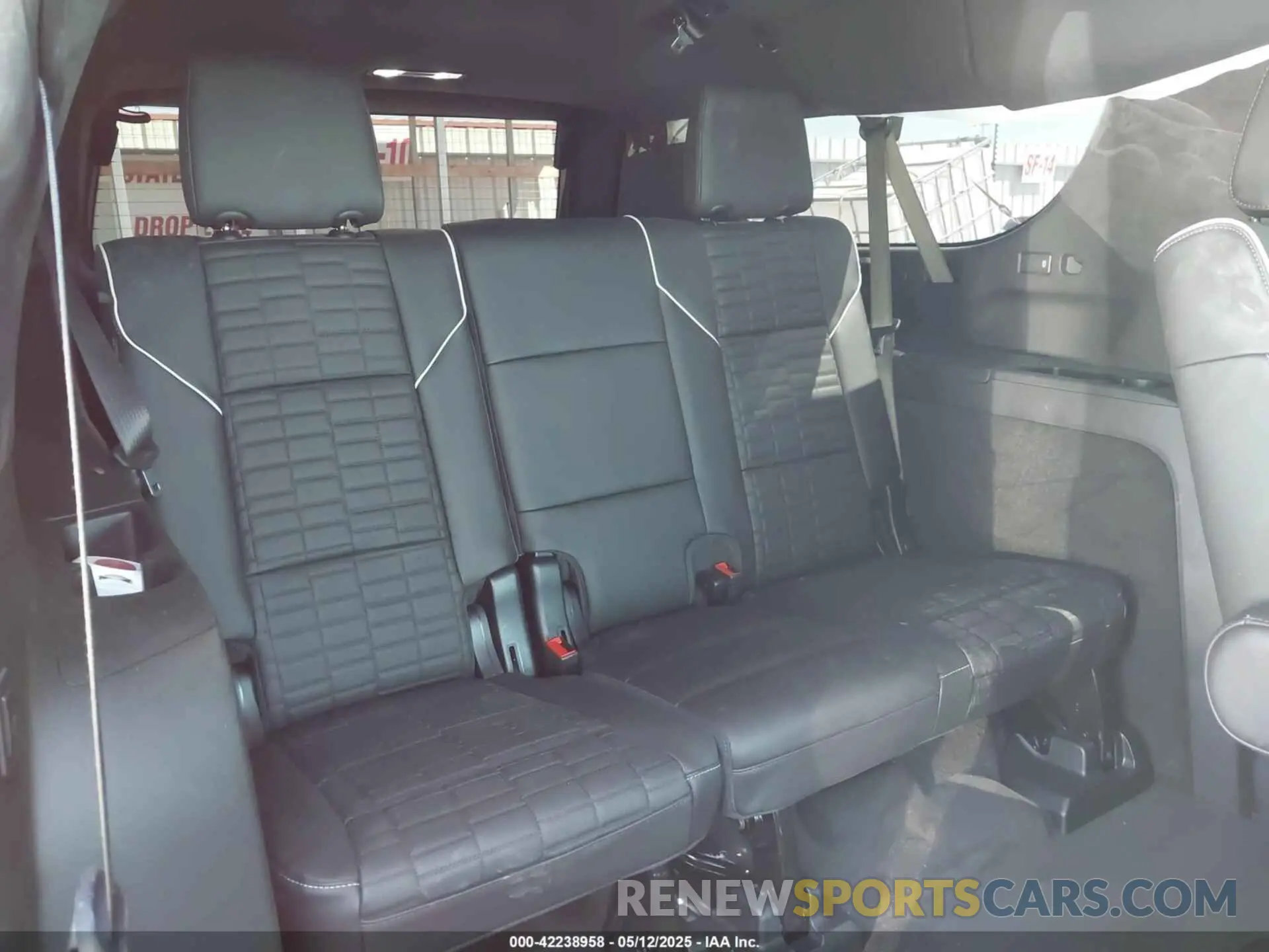 19 Фотография поврежденного автомобиля 1GYS8RRL3SR105112 CADILLAC ESCALADE ESV 2025