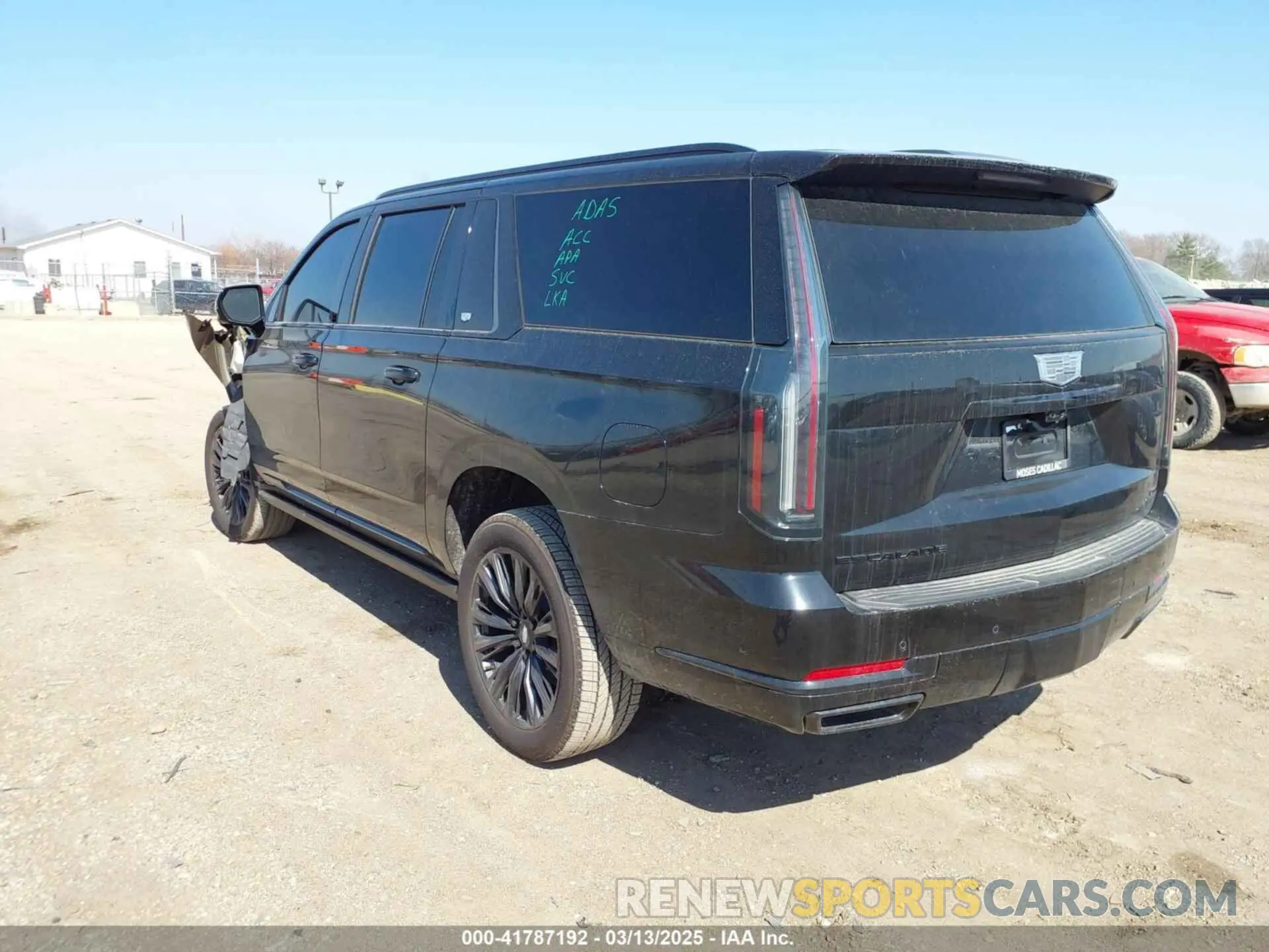 3 Фотография поврежденного автомобиля 1GYS9NRL7SR164542 CADILLAC ESCALADE ESV 2025