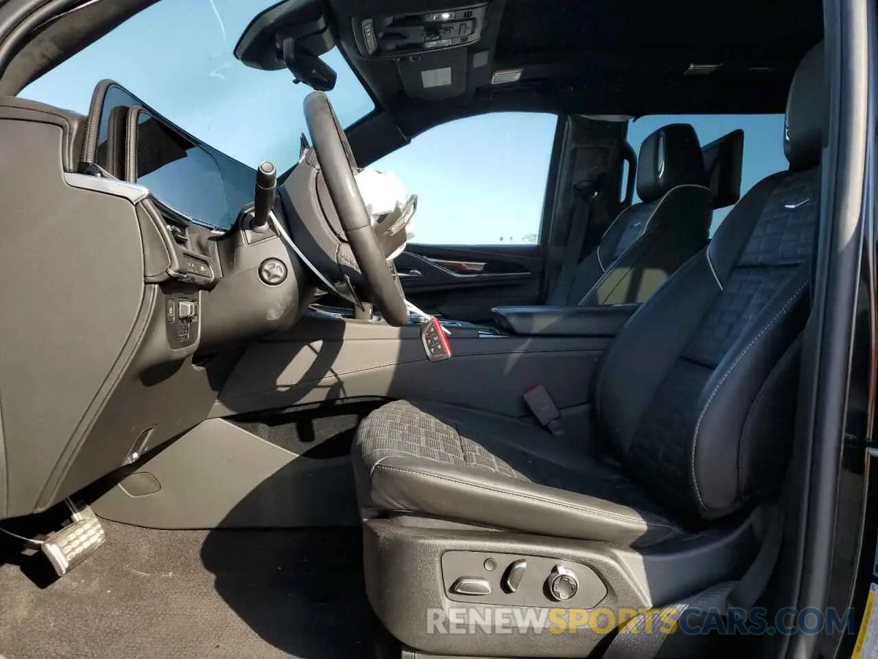 7 Фотография поврежденного автомобиля 1GYS4HK92RR125835 CADILLAC ESCALADE V 2024