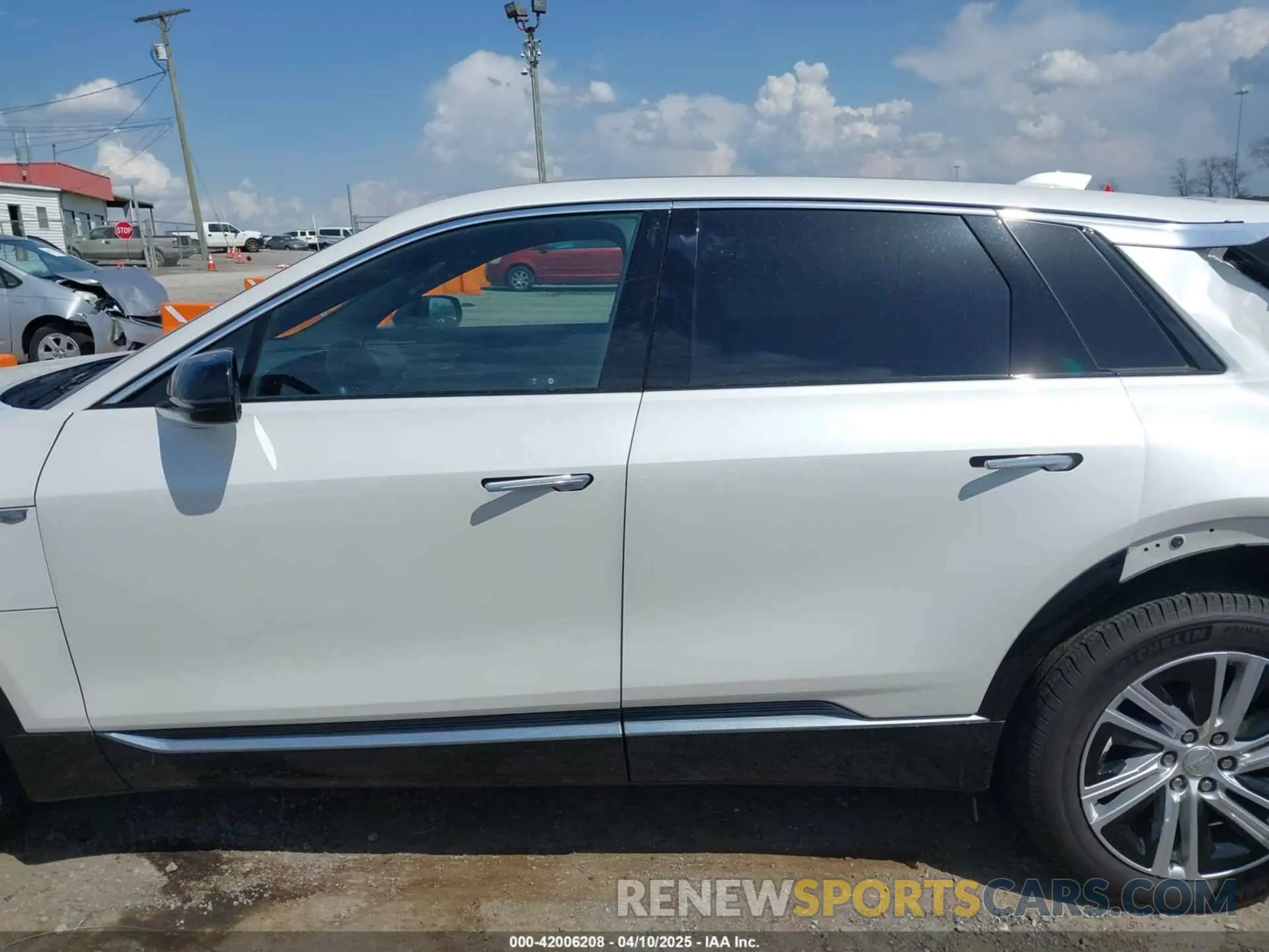 14 Фотография поврежденного автомобиля 1GYKPMRK9RZ103470 CADILLAC LYRIQ 2024