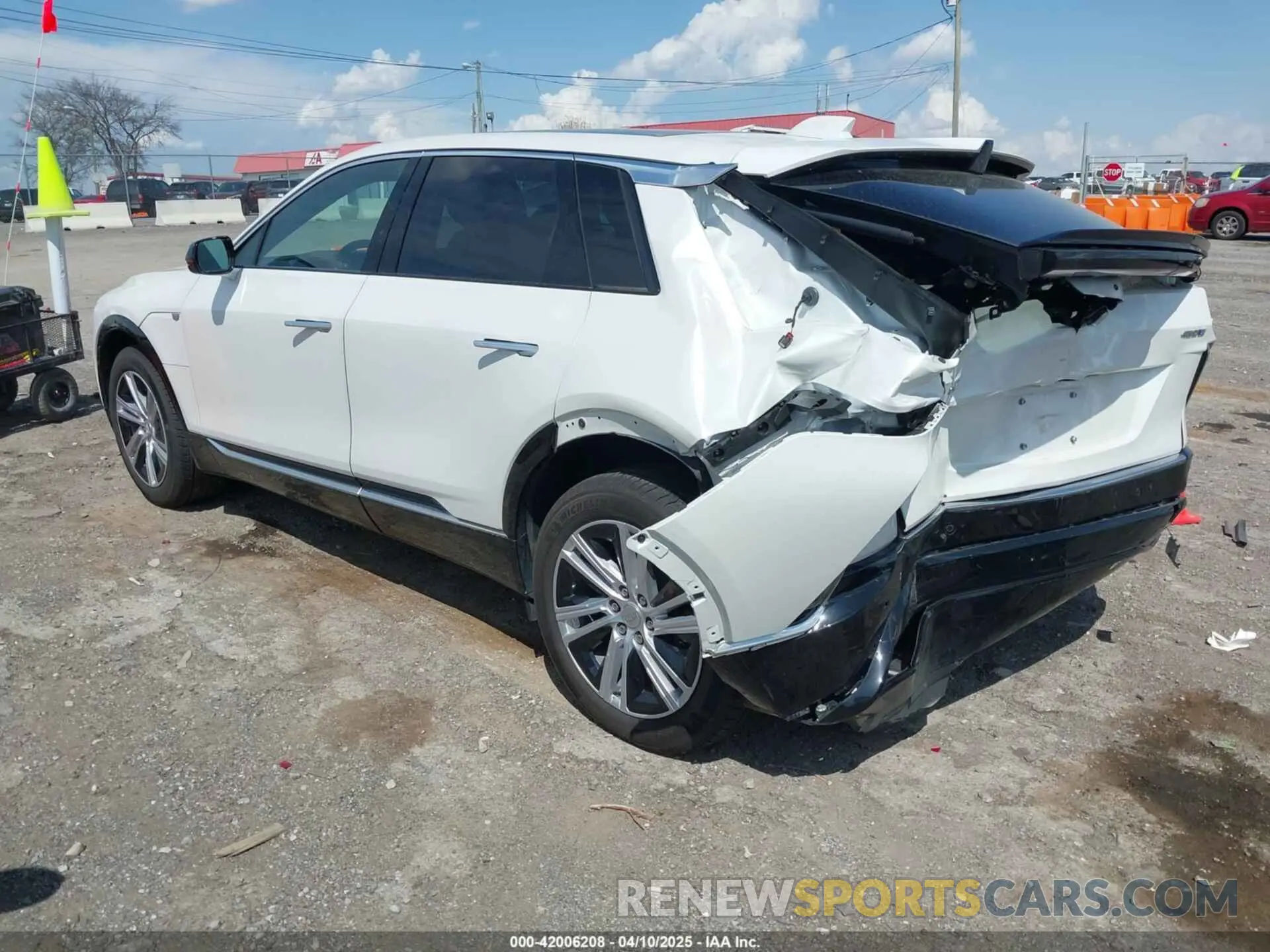 3 Фотография поврежденного автомобиля 1GYKPMRK9RZ103470 CADILLAC LYRIQ 2024