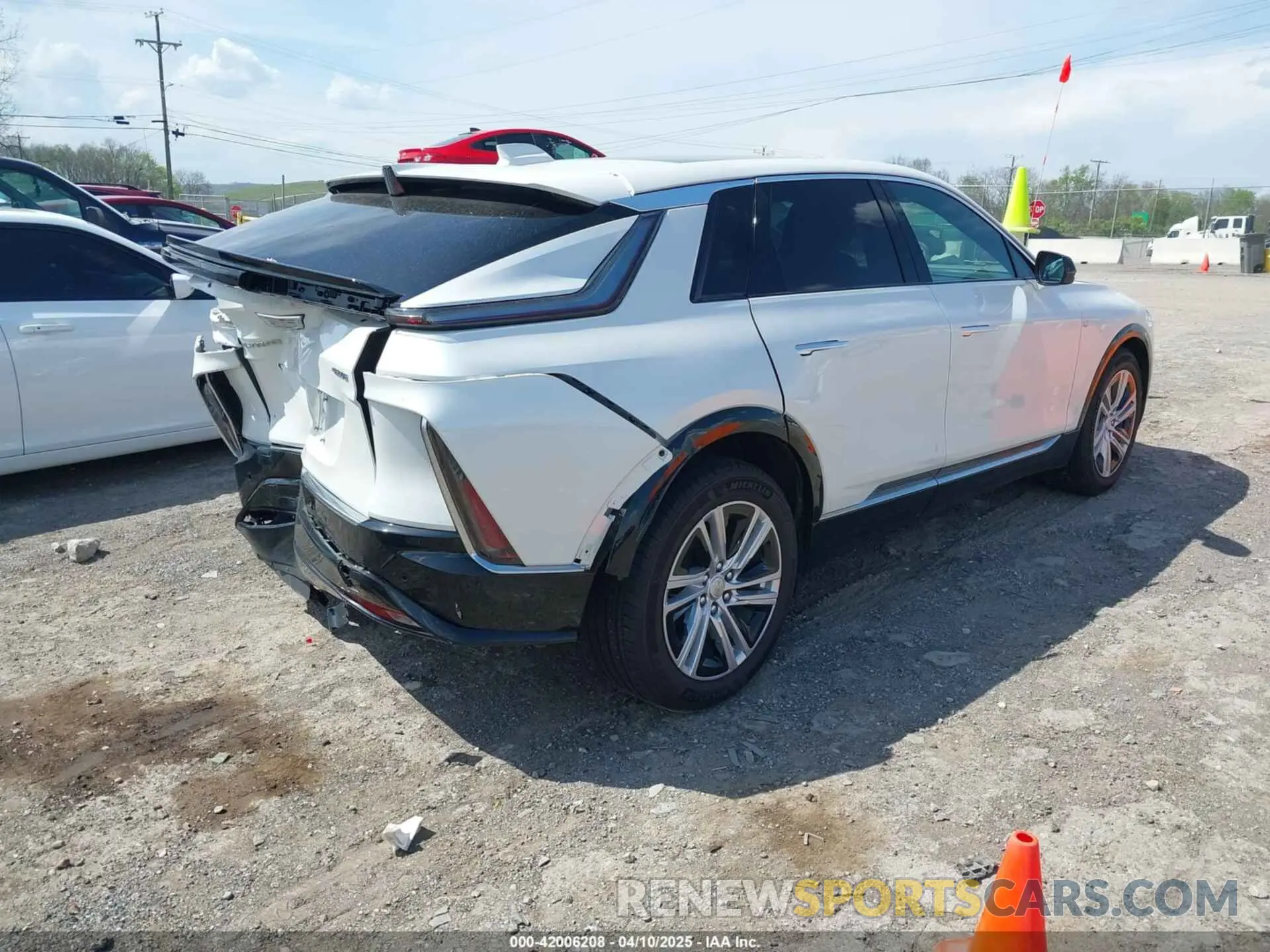 4 Фотография поврежденного автомобиля 1GYKPMRK9RZ103470 CADILLAC LYRIQ 2024