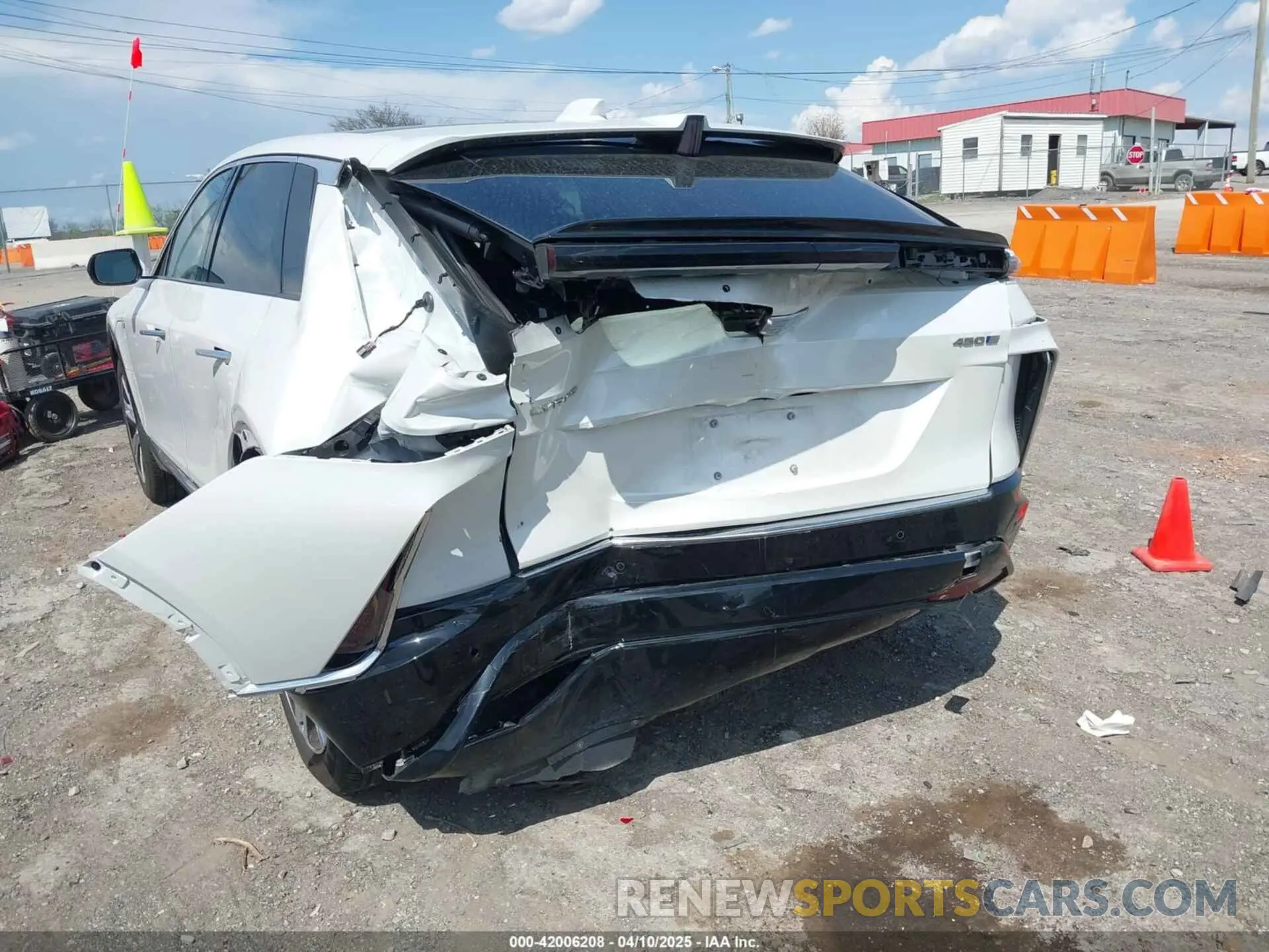 6 Фотография поврежденного автомобиля 1GYKPMRK9RZ103470 CADILLAC LYRIQ 2024