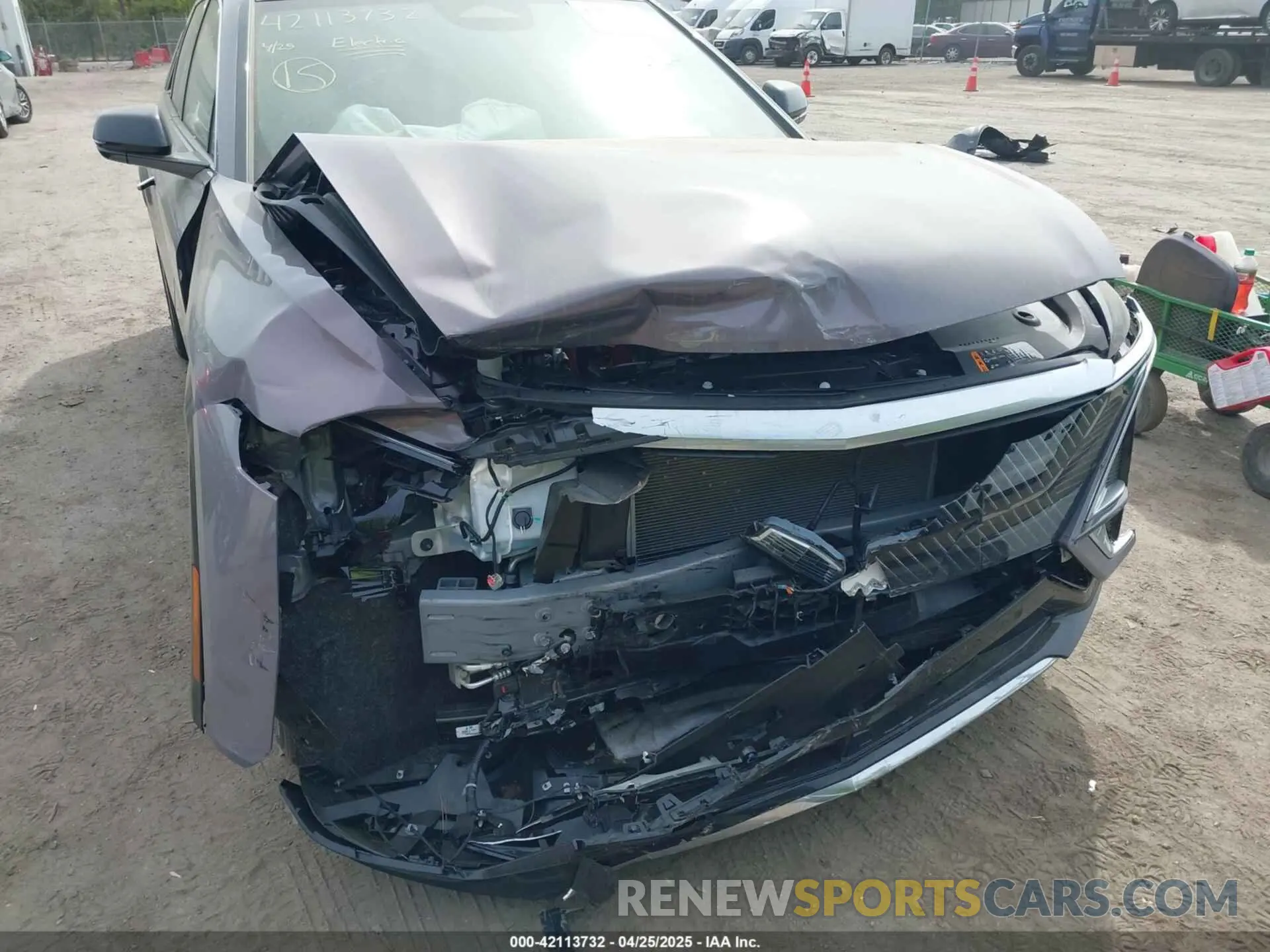 6 Photograph of a damaged car 1GYKPMRLXRZ141816 CADILLAC LYRIQ 2024