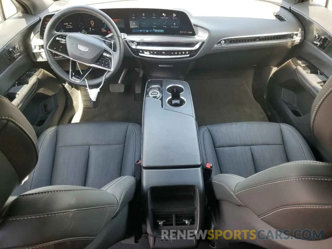 8 Фотография поврежденного автомобиля 1GYKPPRK1RZ122032 CADILLAC LYRIQ LUXU 2024