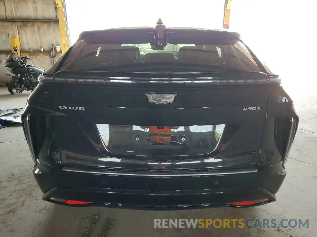 6 Photograph of a damaged car 1GYKPRRK3RZ112498 CADILLAC LYRIQ LUXU 2024