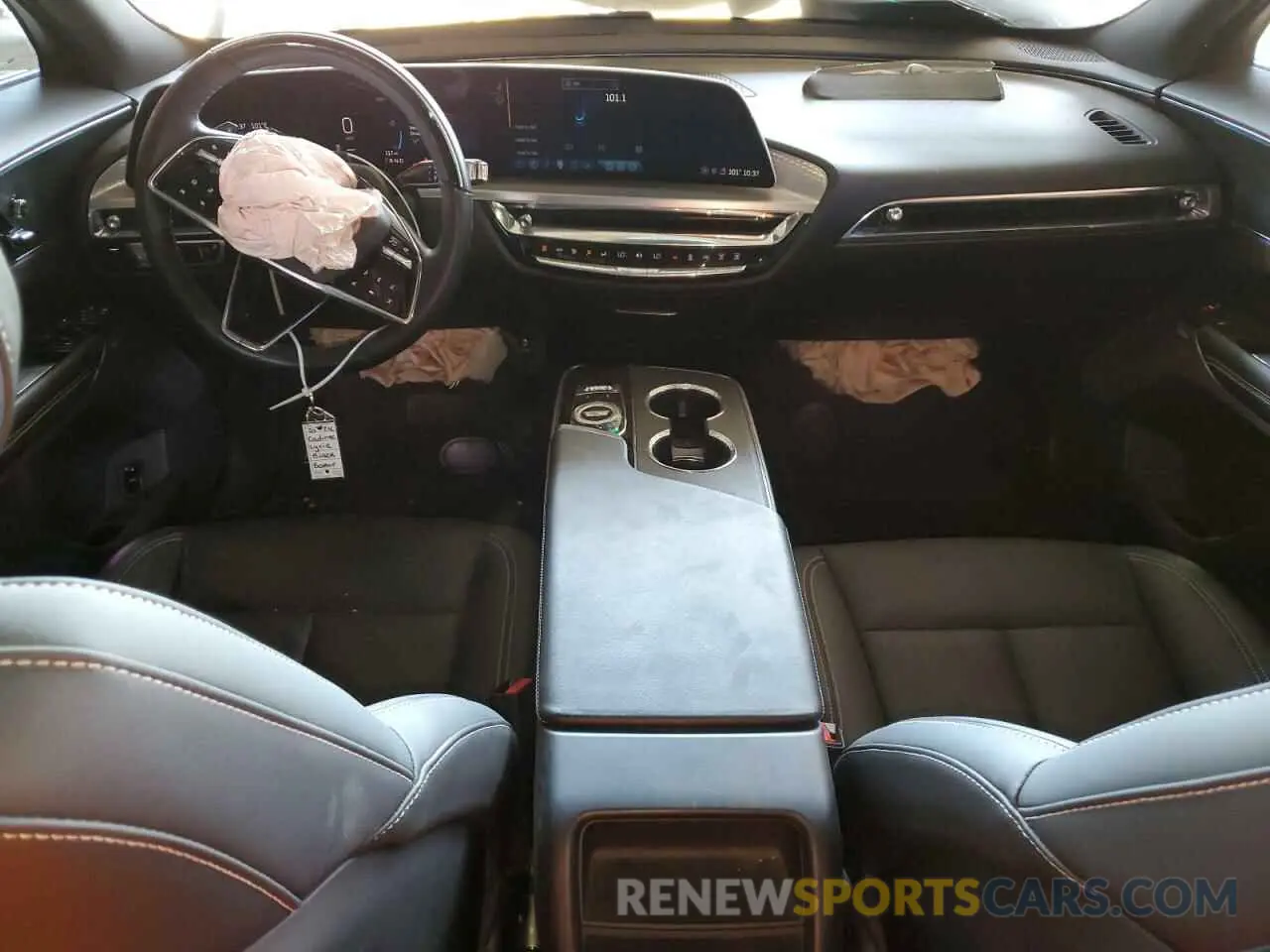 8 Photograph of a damaged car 1GYKPRRK3RZ112498 CADILLAC LYRIQ LUXU 2024