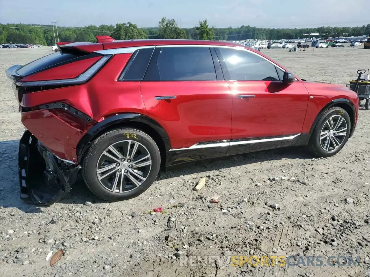 3 Photograph of a damaged car 1GYKPNRKXSZ308467 CADILLAC LYRIQ LUXU 2025