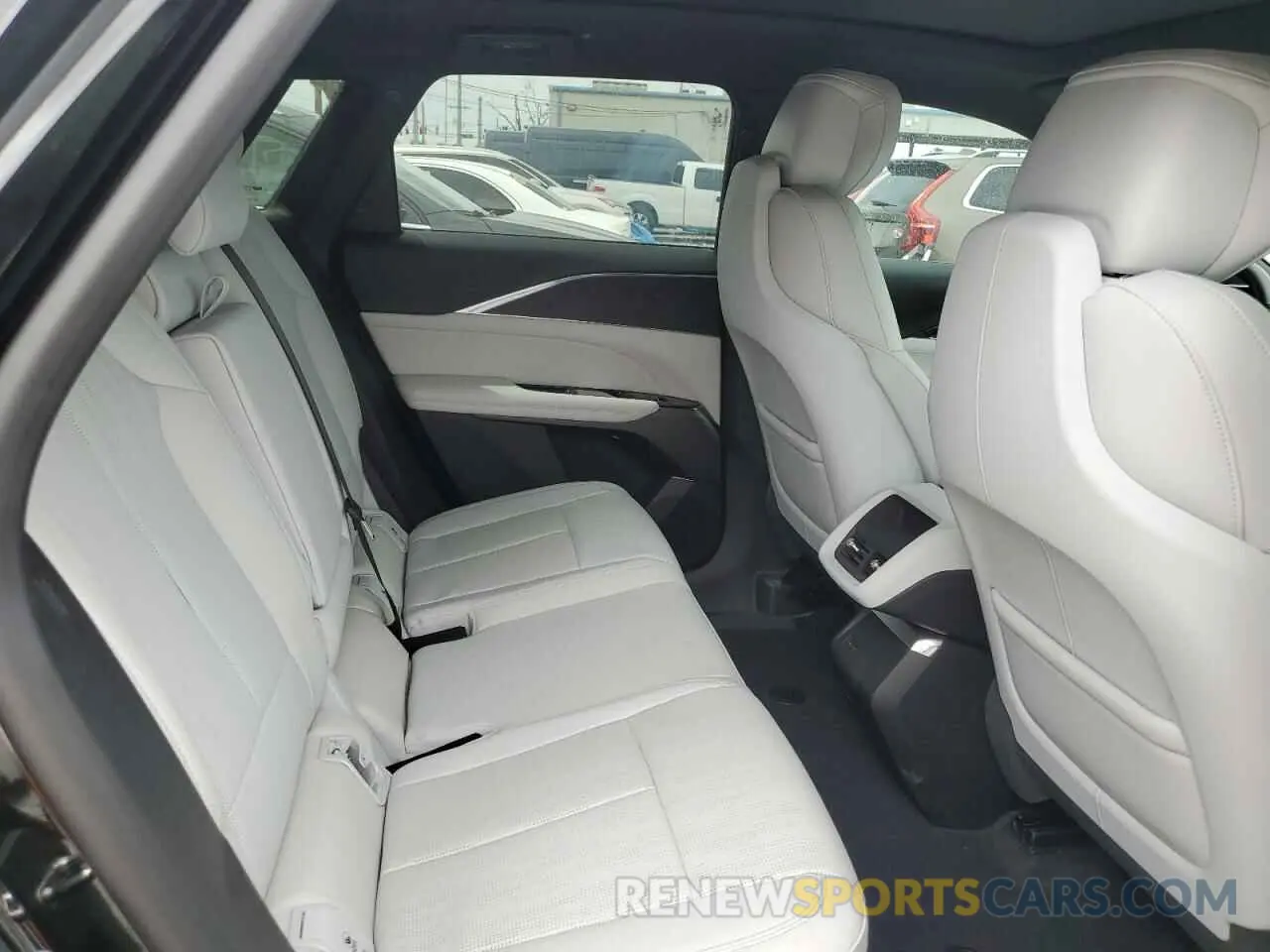 11 Фотография поврежденного автомобиля 1GYKPTRK4RZ108926 CADILLAC LYRIQ SPOR 2024