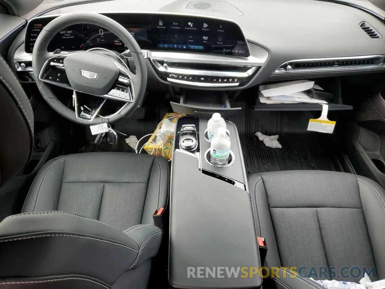 8 Фотография поврежденного автомобиля 1GYKPURLXSZ301649 CADILLAC LYRIQ SPOR 2025