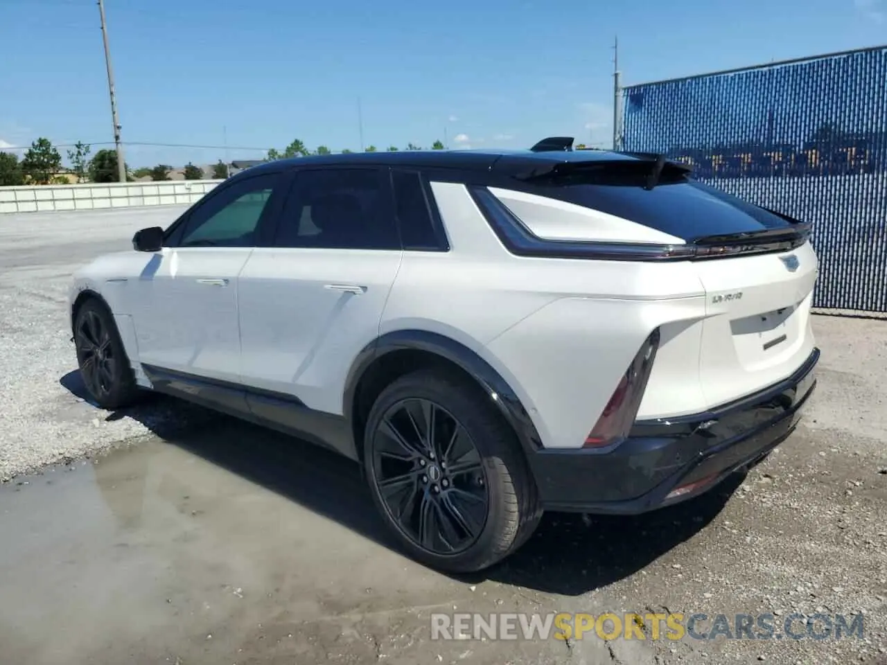 2 Фотография поврежденного автомобиля 1GYKPYRL1SZ301255 CADILLAC LYRIQ SPOR 2025