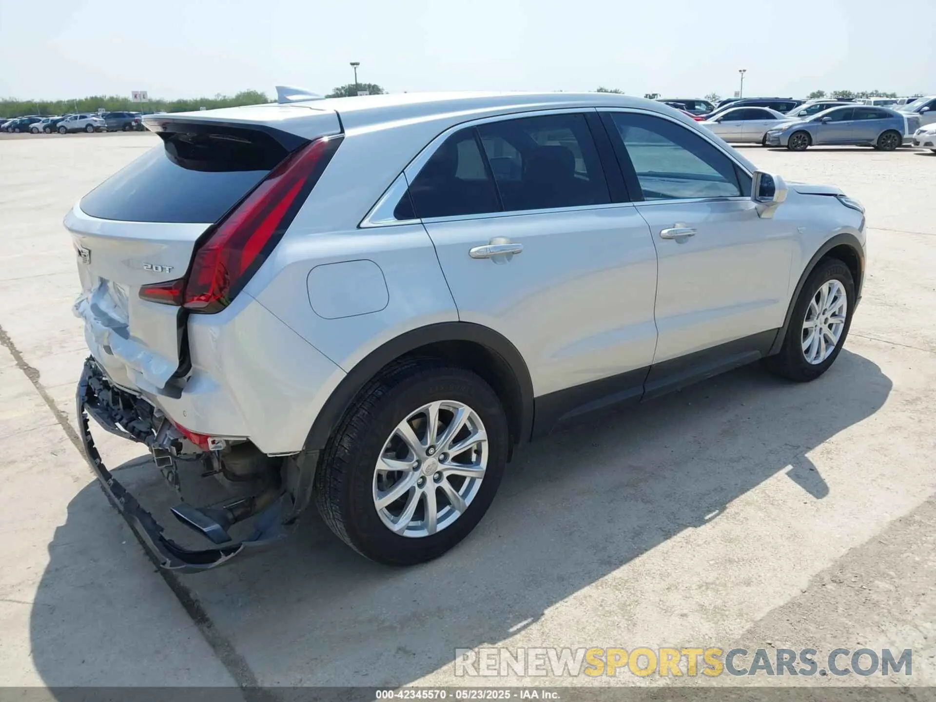 4 Photograph of a damaged car 1GYAZAR43KF144836 CADILLAC XT4 2019