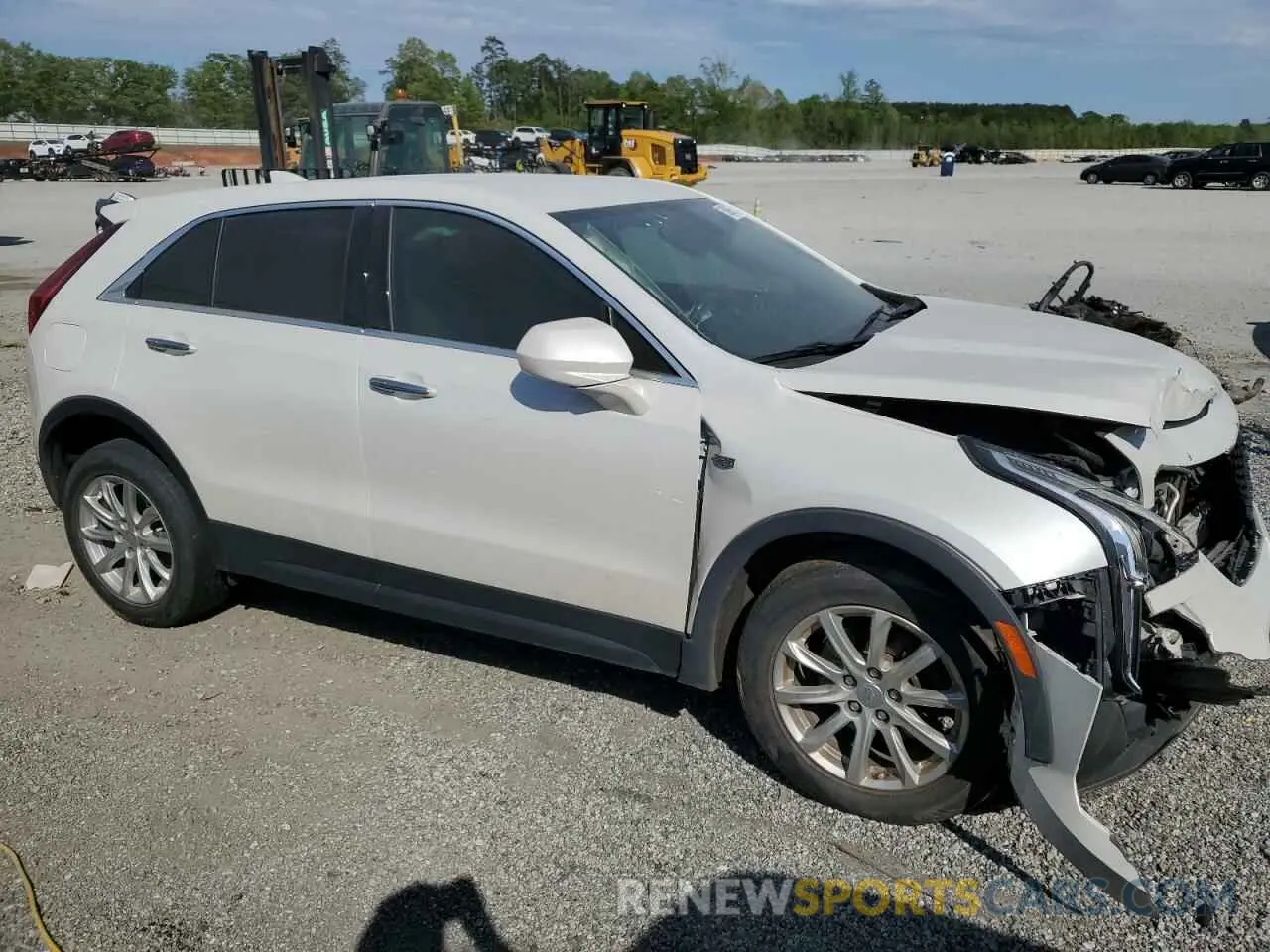 4 Photograph of a damaged car 1GYAZAR44KF143890 CADILLAC XT4 2019