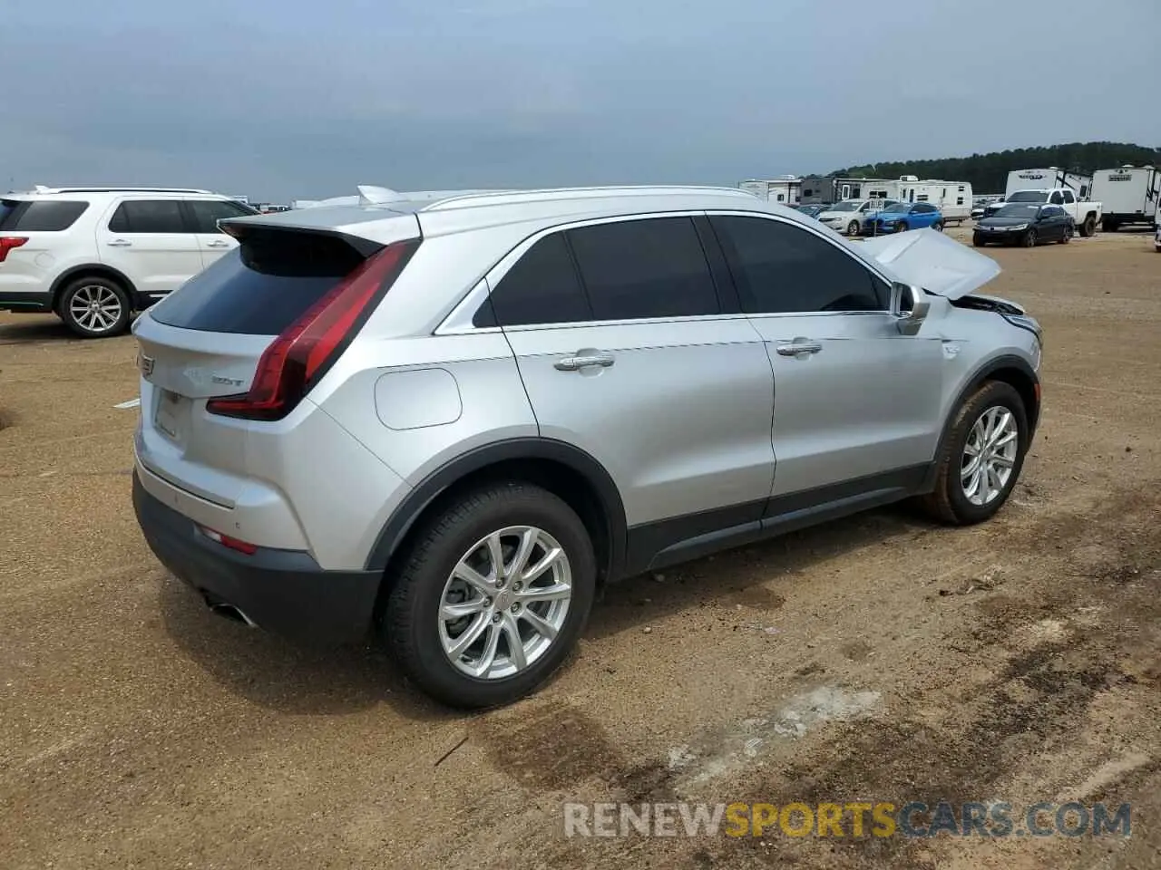 3 Фотография поврежденного автомобиля 1GYAZAR48KF204979 CADILLAC XT4 2019