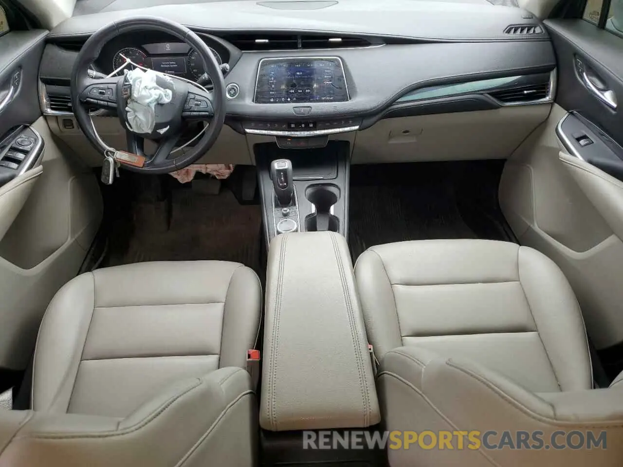 8 Фотография поврежденного автомобиля 1GYAZAR48KF204979 CADILLAC XT4 2019