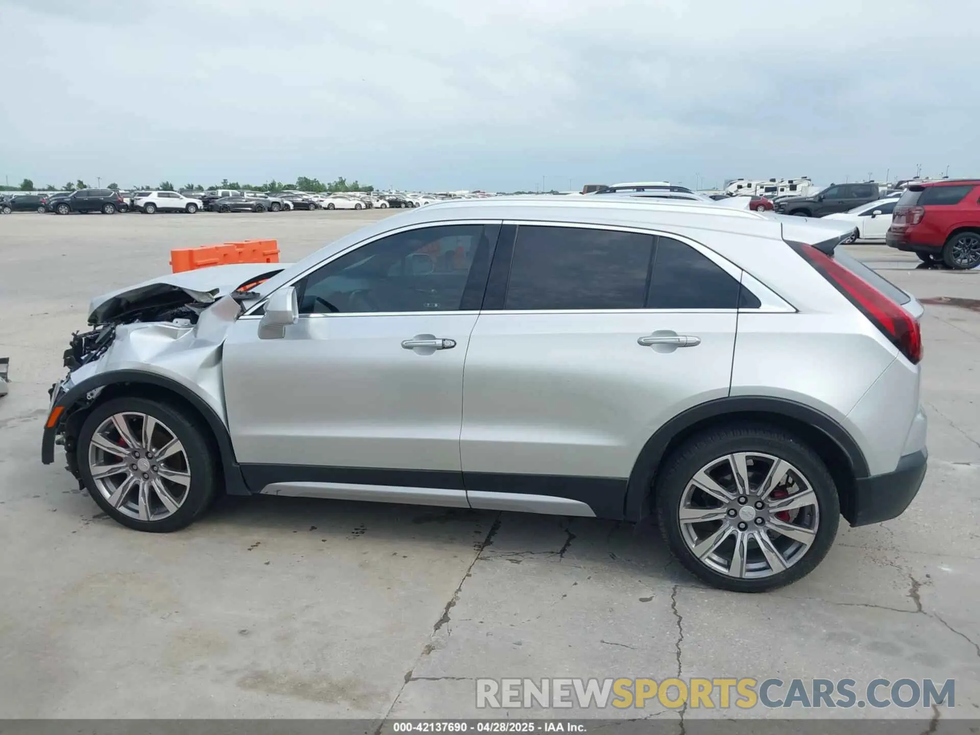 15 Фотография поврежденного автомобиля 1GYFZCR42KF189610 CADILLAC XT4 2019