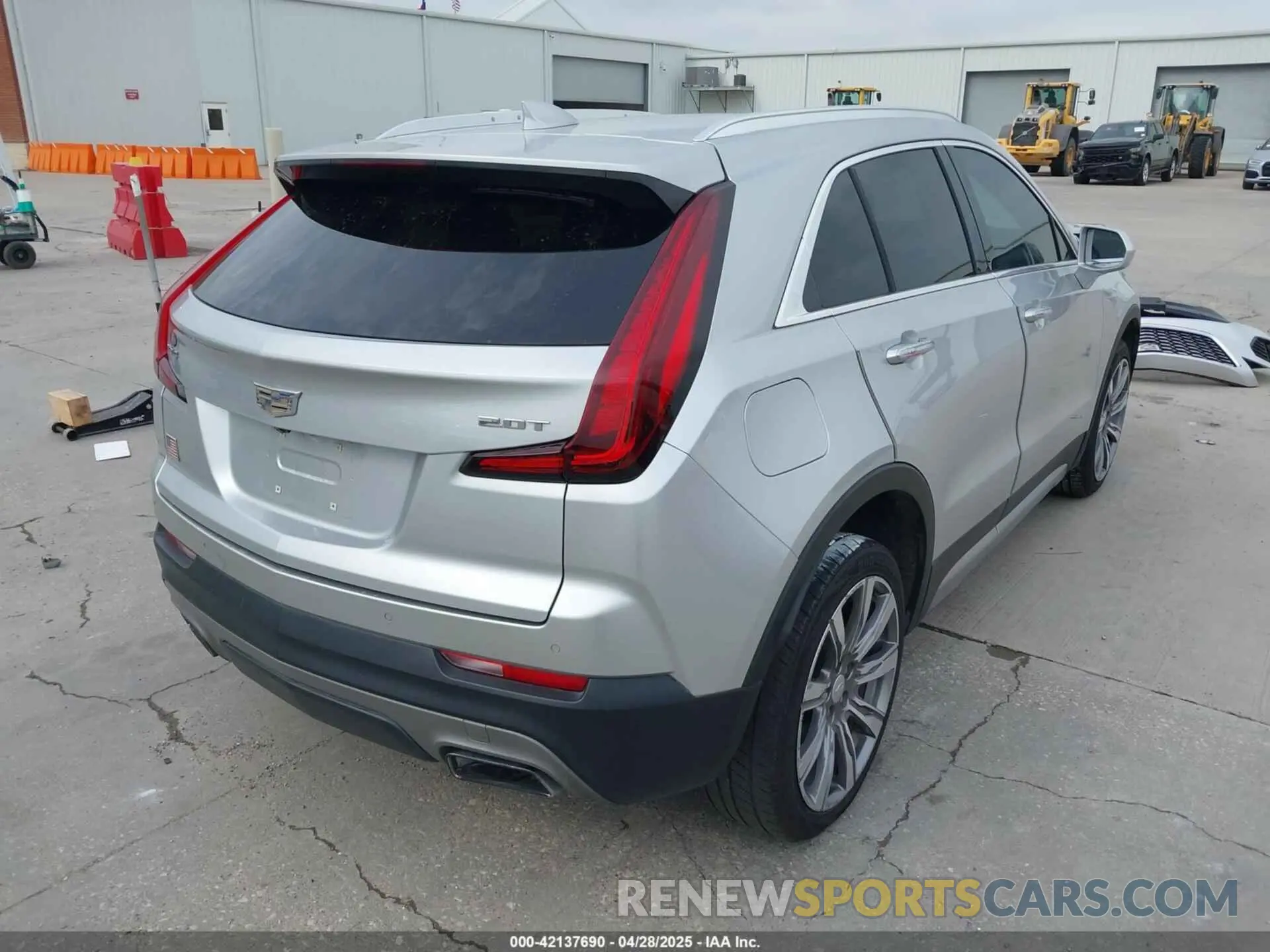 4 Фотография поврежденного автомобиля 1GYFZCR42KF189610 CADILLAC XT4 2019
