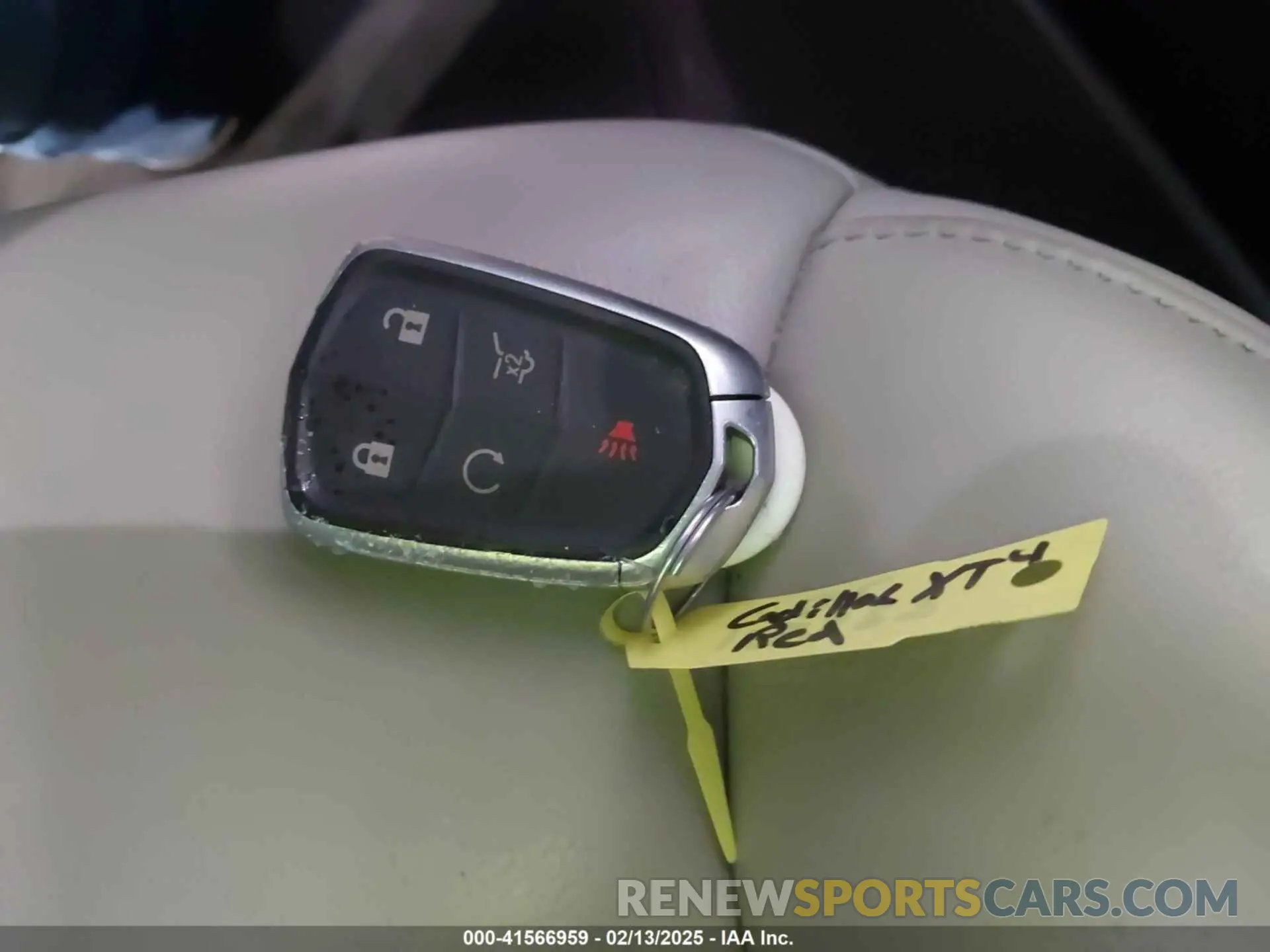 11 Photograph of a damaged car 1GYFZCR42KF196279 CADILLAC XT4 2019