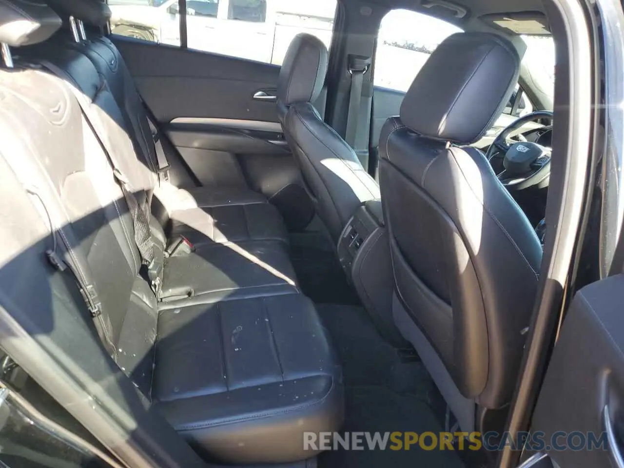 11 Фотография поврежденного автомобиля 1GYFZCR43KF125642 CADILLAC XT4 2019