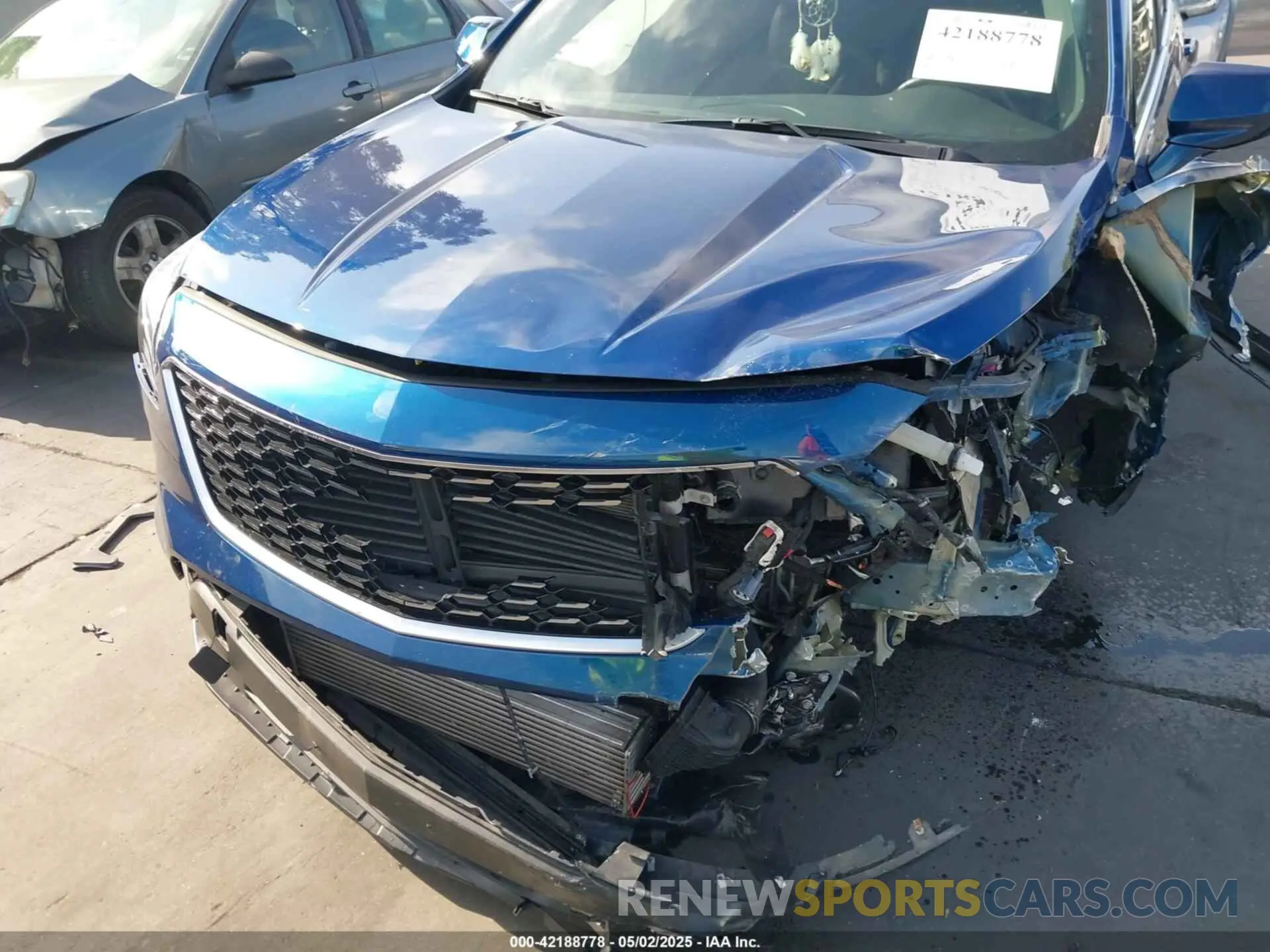 12 Photograph of a damaged car 1GYFZCR45KF202947 CADILLAC XT4 2019