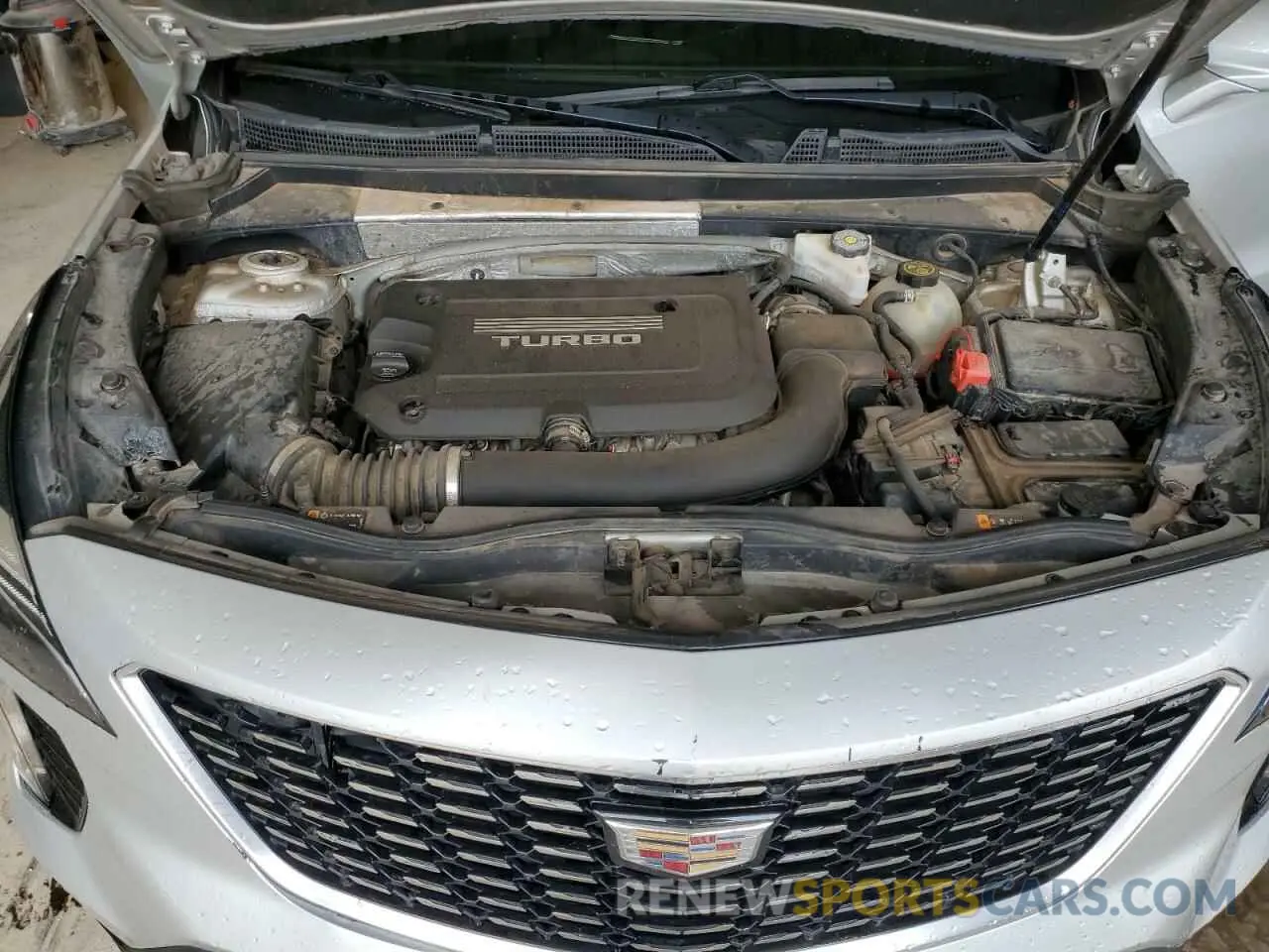 12 Photograph of a damaged car 1GYFZCR46KF198424 CADILLAC XT4 2019