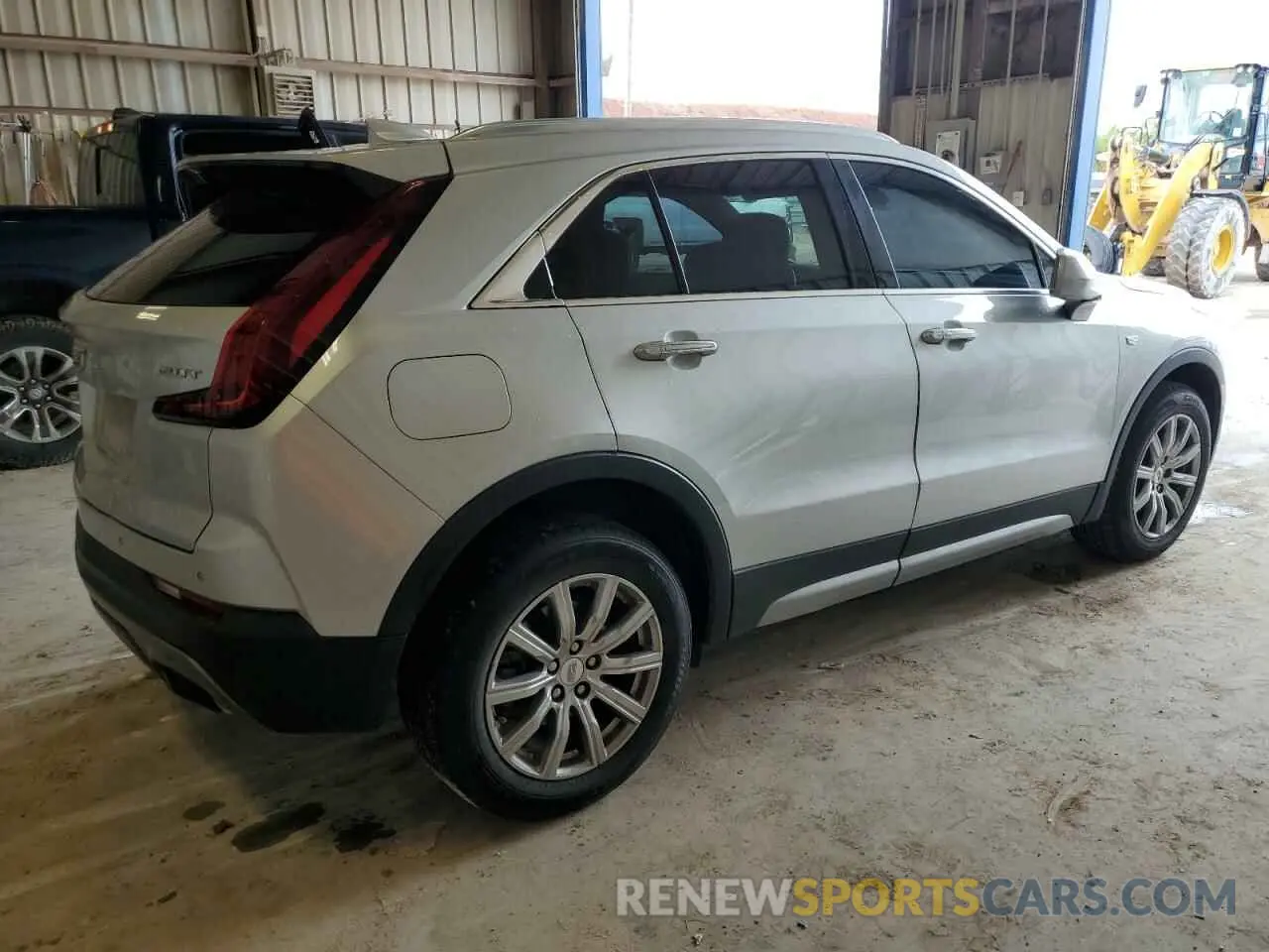 3 Photograph of a damaged car 1GYFZCR46KF198424 CADILLAC XT4 2019