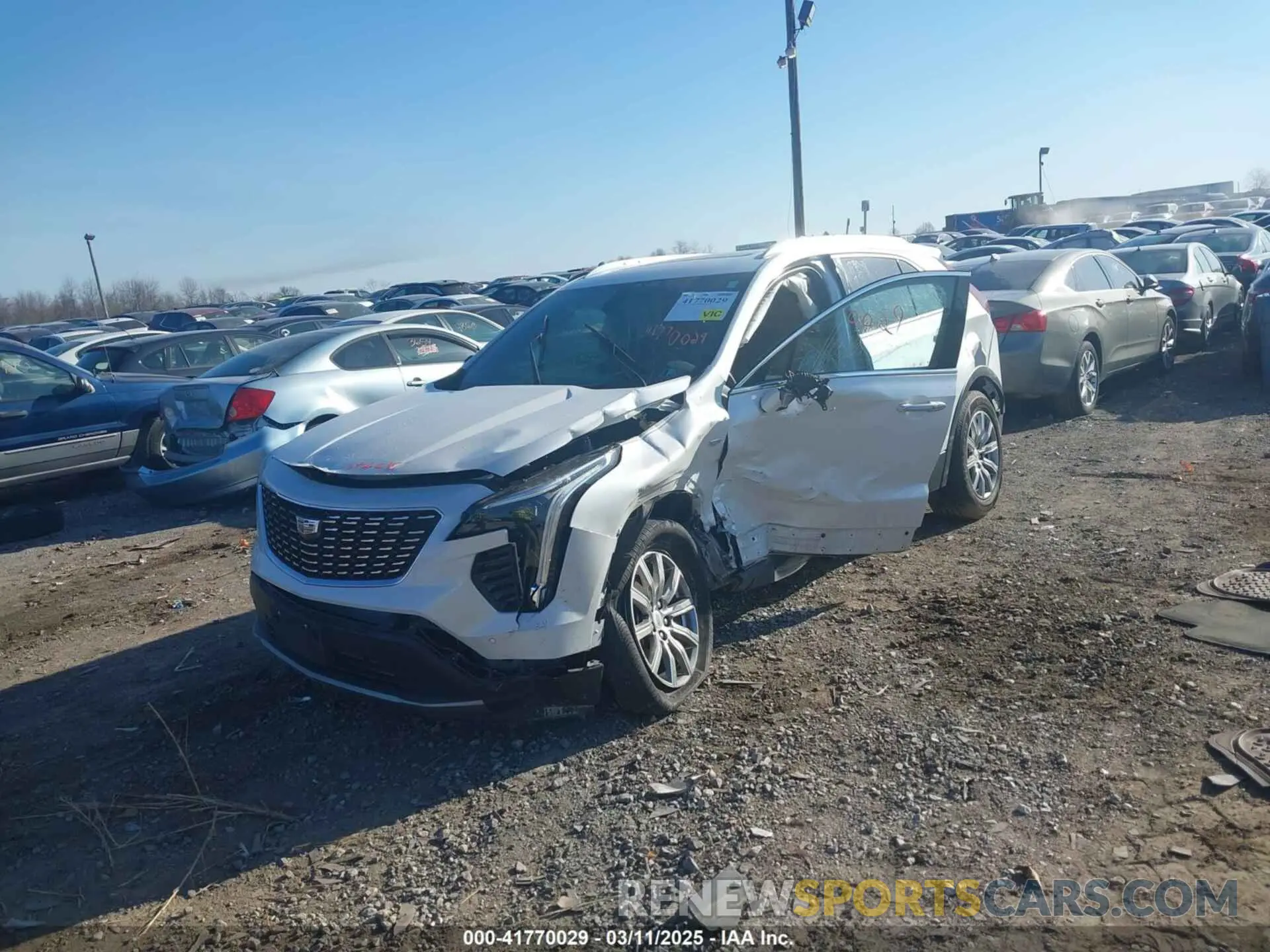 2 Фотография поврежденного автомобиля 1GYFZCR46KF213939 CADILLAC XT4 2019