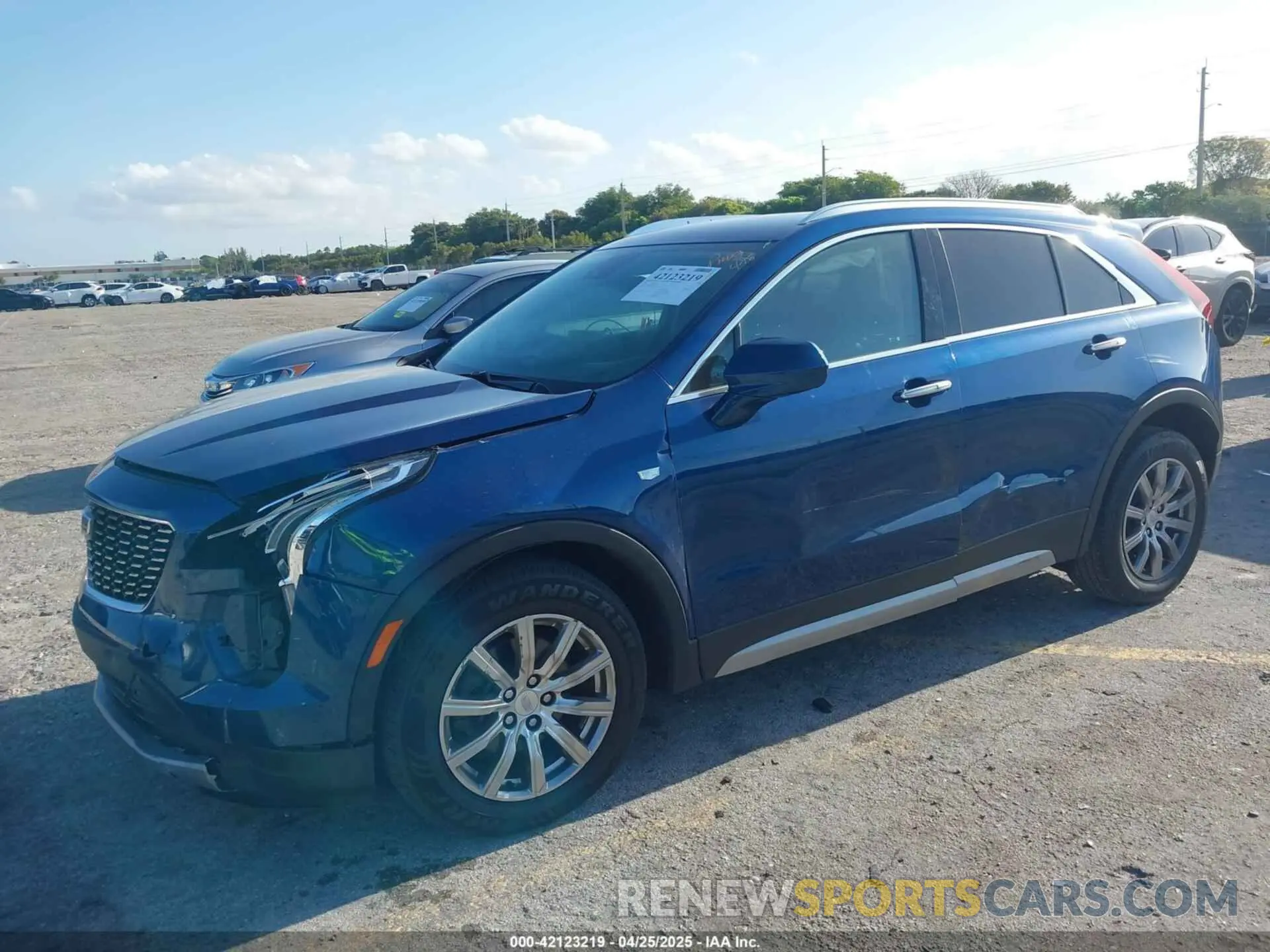 2 Фотография поврежденного автомобиля 1GYFZCR47KF128284 CADILLAC XT4 2019