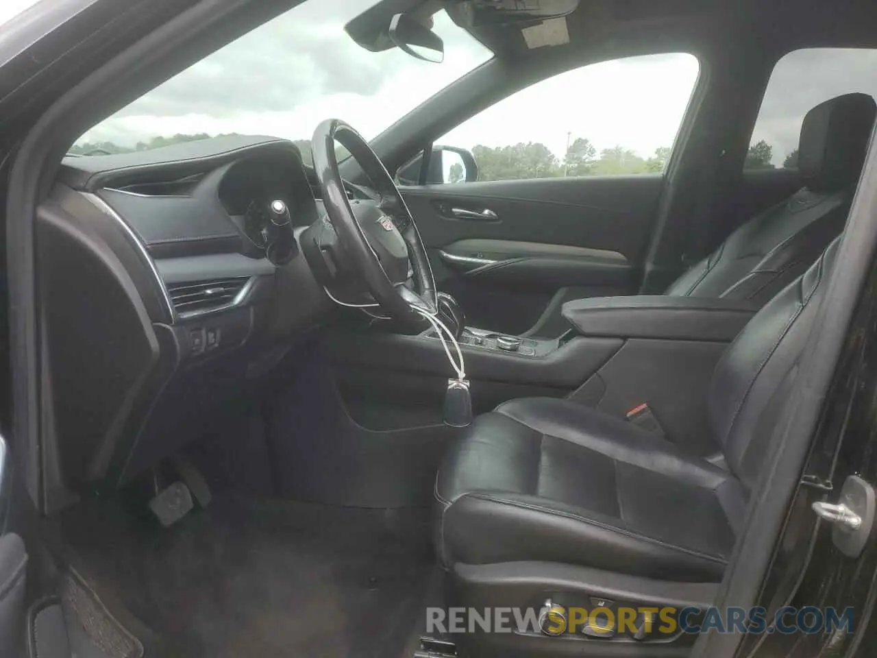 7 Photograph of a damaged car 1GYFZCR48KF157650 CADILLAC XT4 2019
