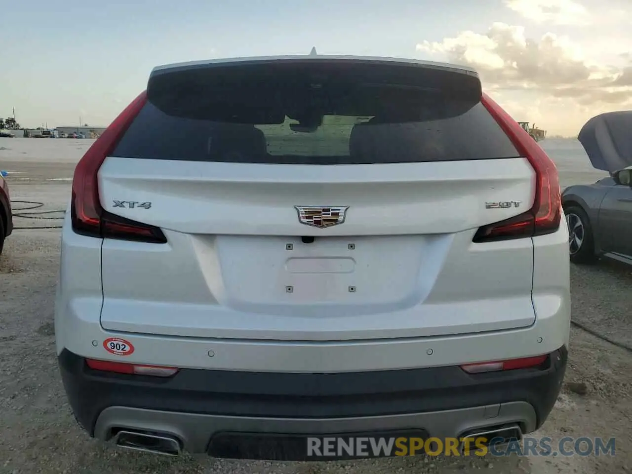 6 Photograph of a damaged car 1GYFZCR48KF206877 CADILLAC XT4 2019
